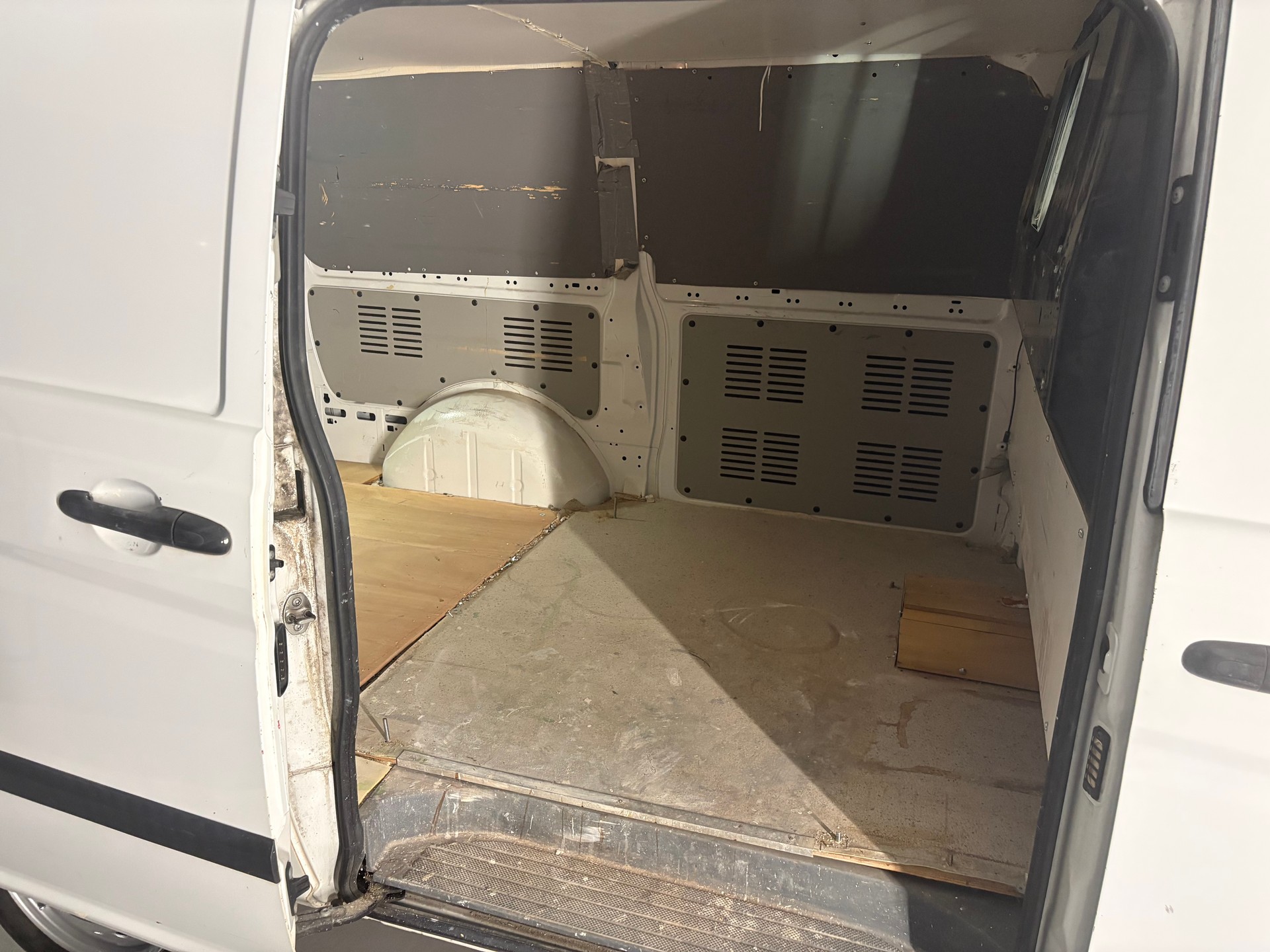 MERCEDES-BENZ Vito 111 CDI L-image-14