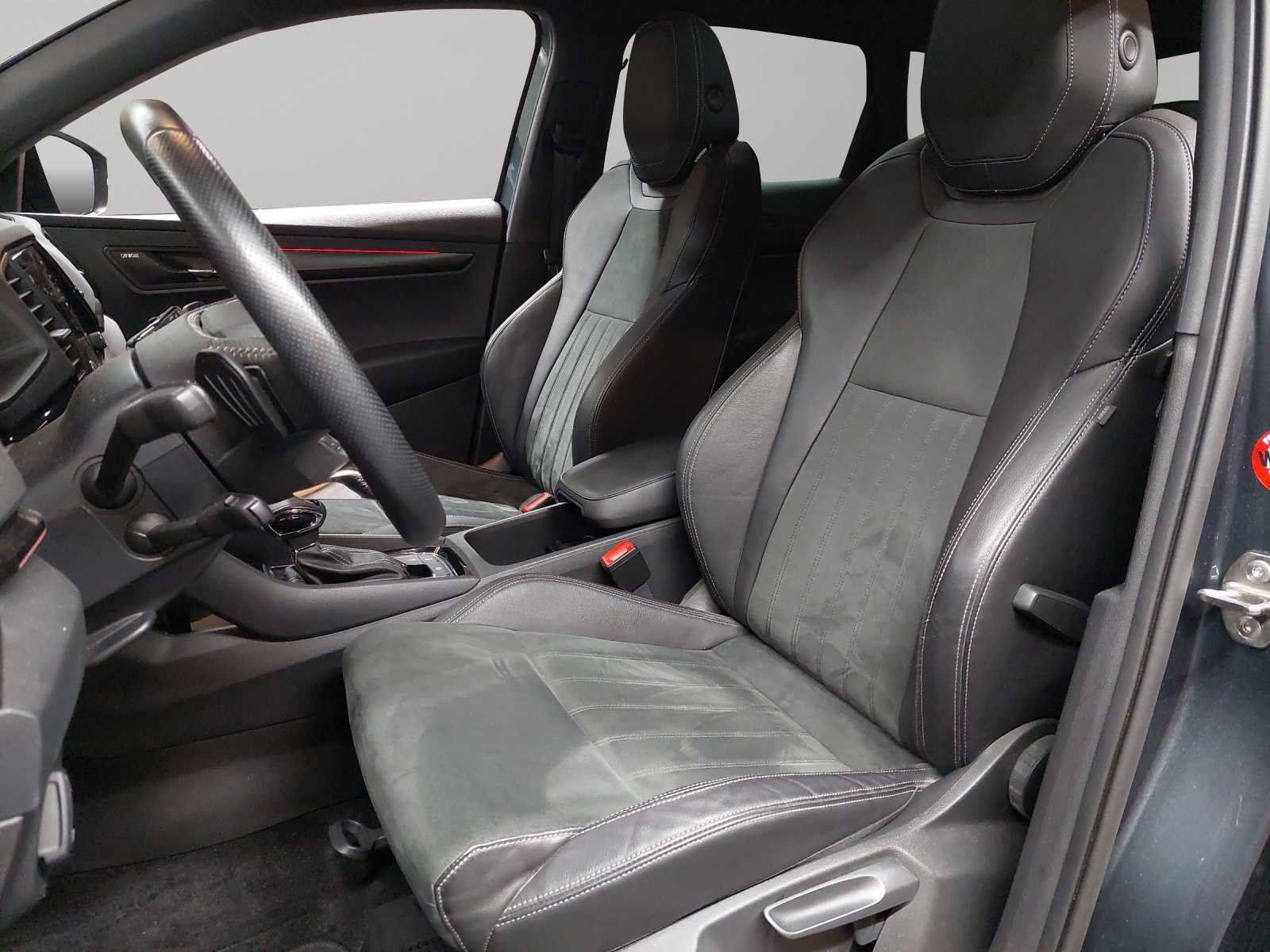 SKODA Karoq 2.0 TSI SportLine 4x4 DSG-image-5