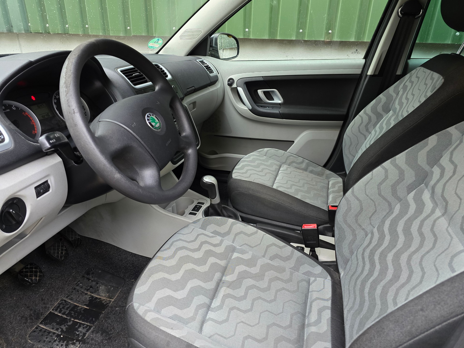 SKODA Fabia 1.2 Entry-image-7