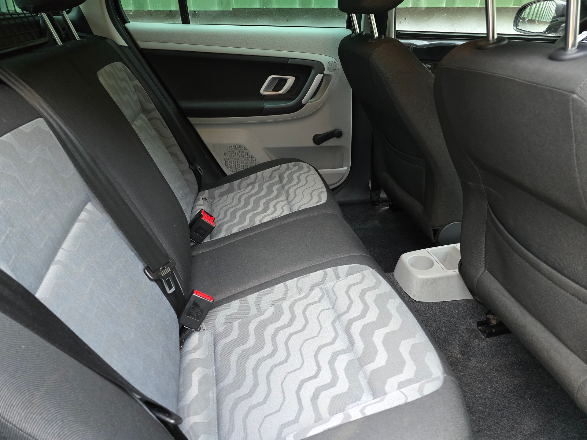 SKODA Fabia 1.2 Entry-image-4