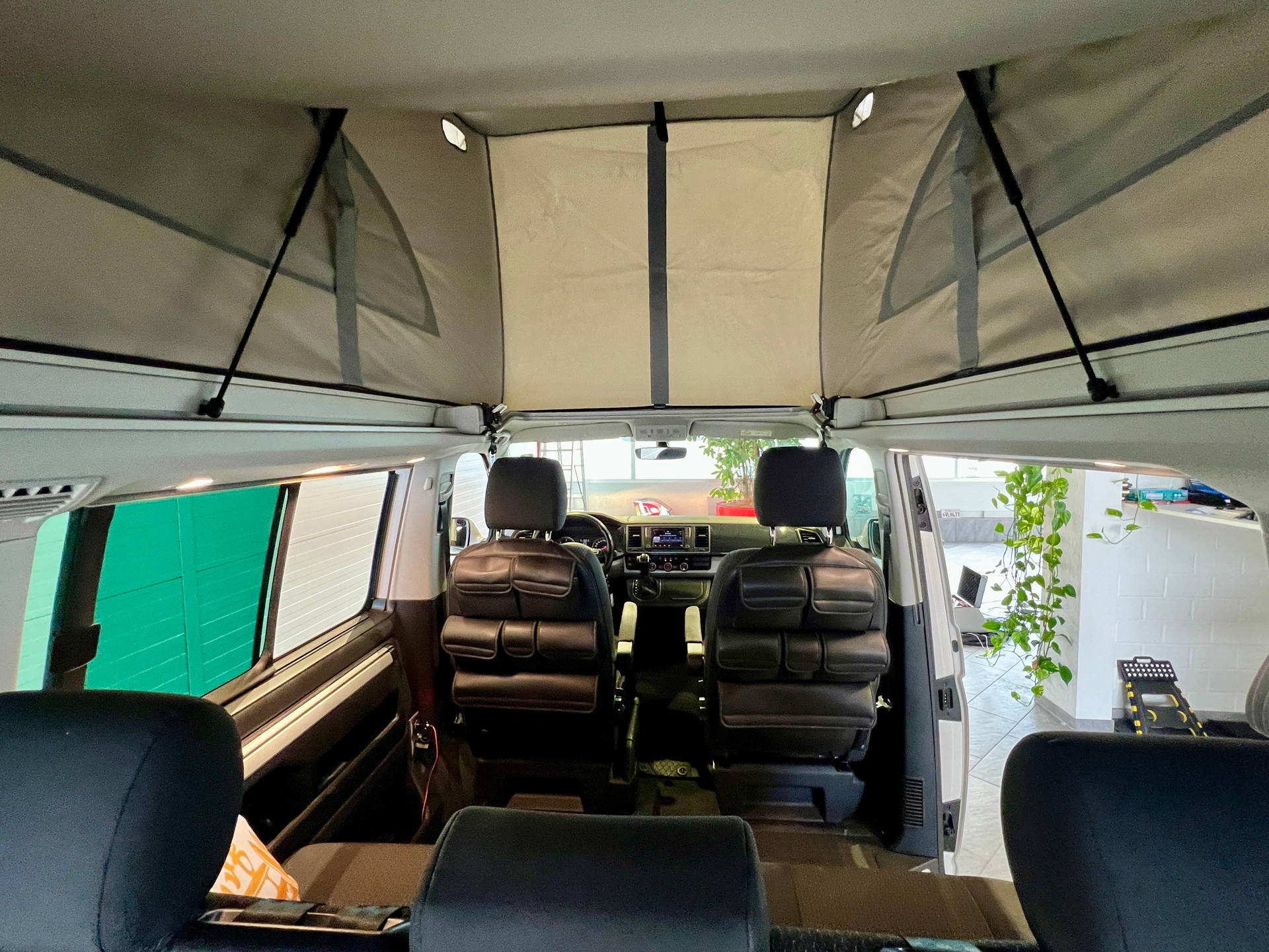 VW T6 California 2.0 TDI Beach Liberty DSG-image-17