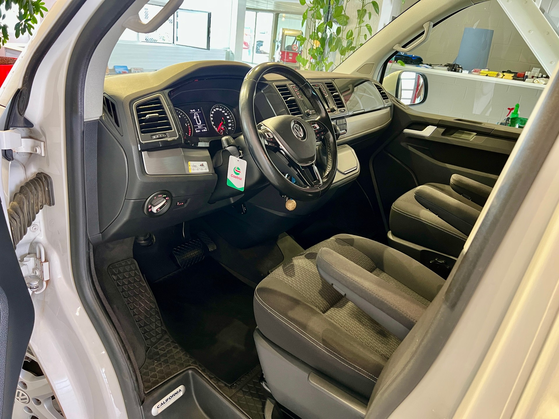 VW T6 California 2.0 TDI Beach Liberty DSG-image-7