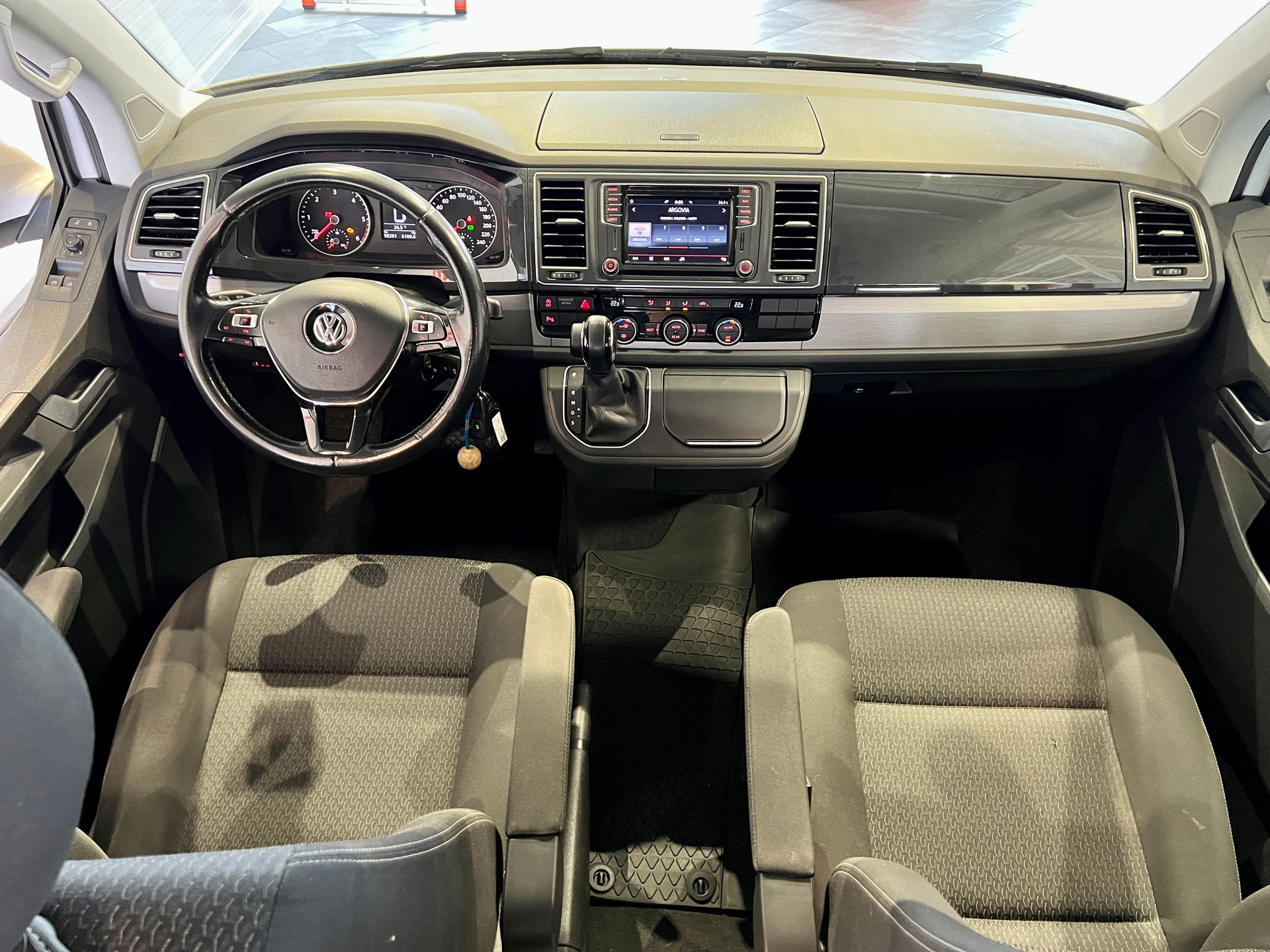 VW T6 California 2.0 TDI Beach Liberty DSG-image-9