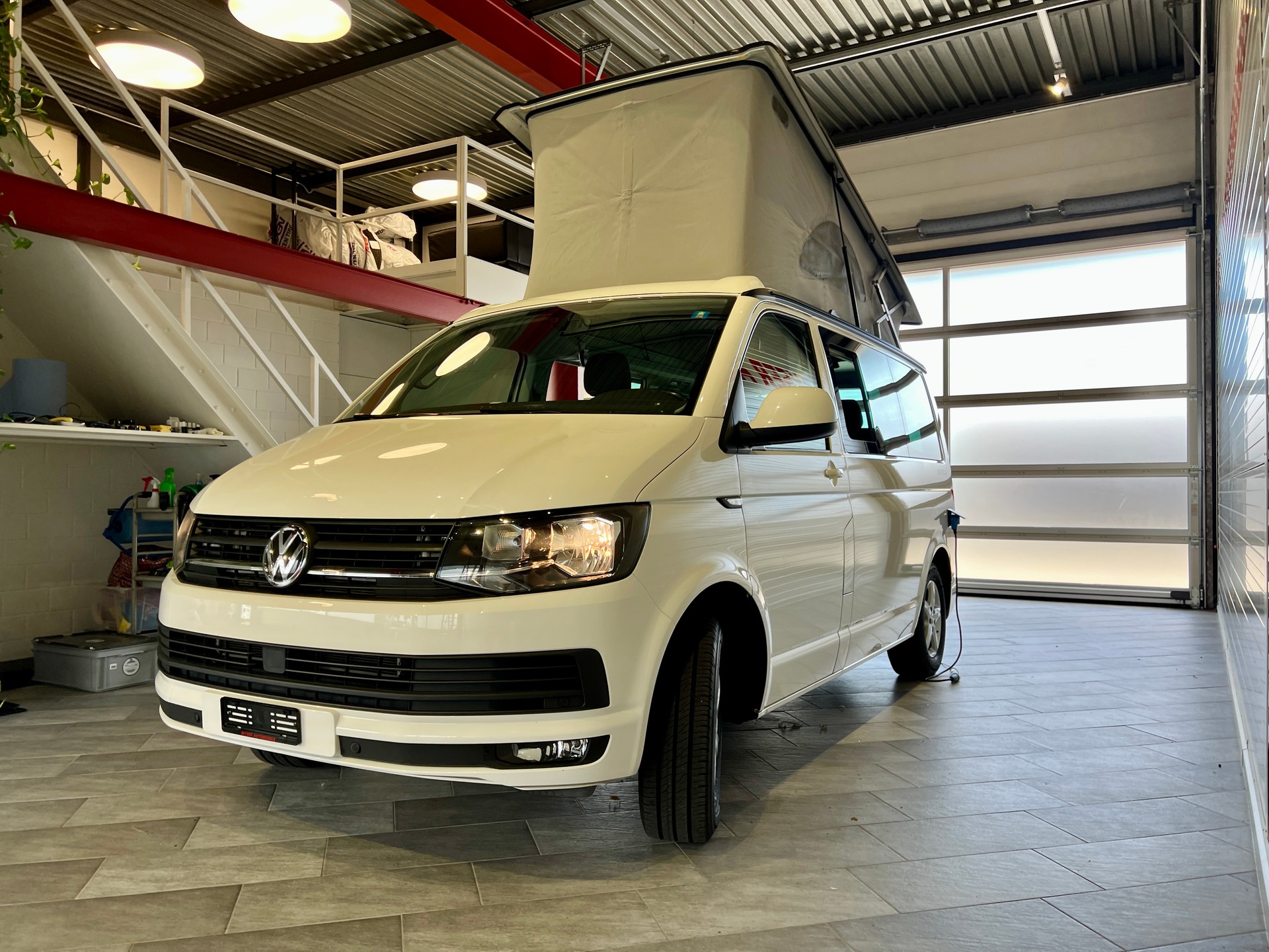VW T6 California 2.0 TDI Beach Liberty DSG-image-2