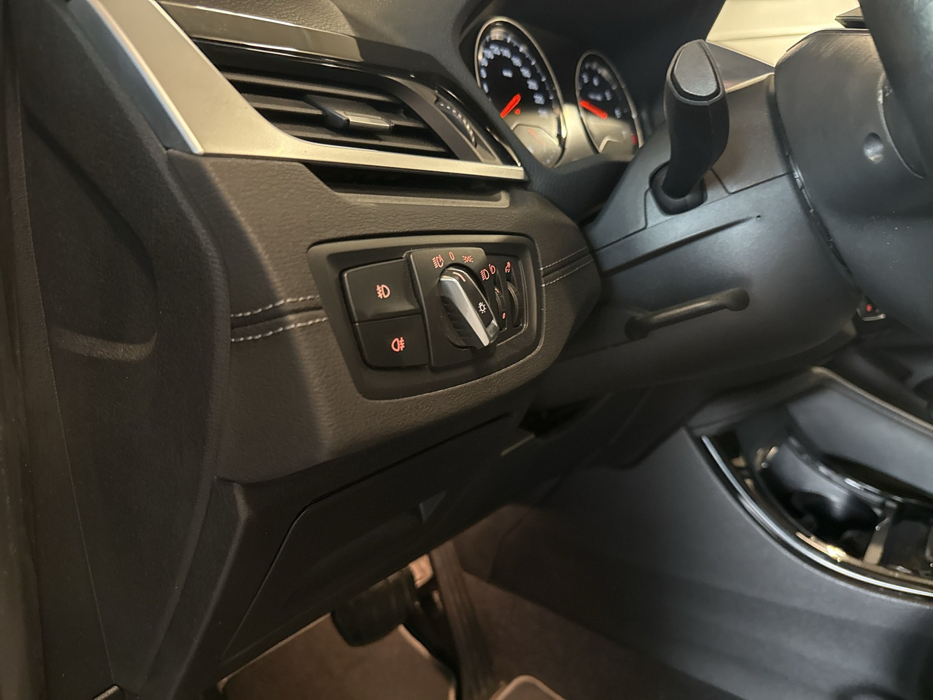 BMW X1 xDrive 25e xLine Steptronic-image-19