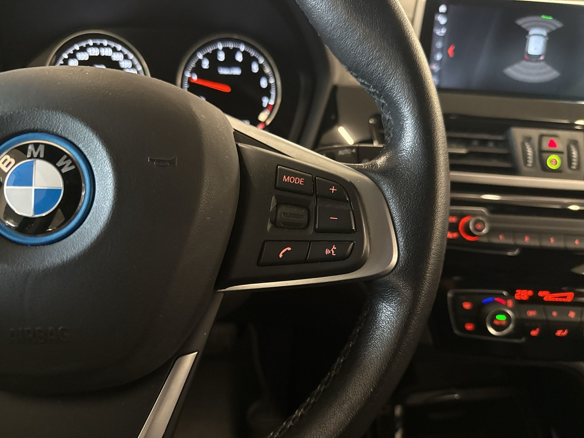 BMW X1 xDrive 25e xLine Steptronic-image-15