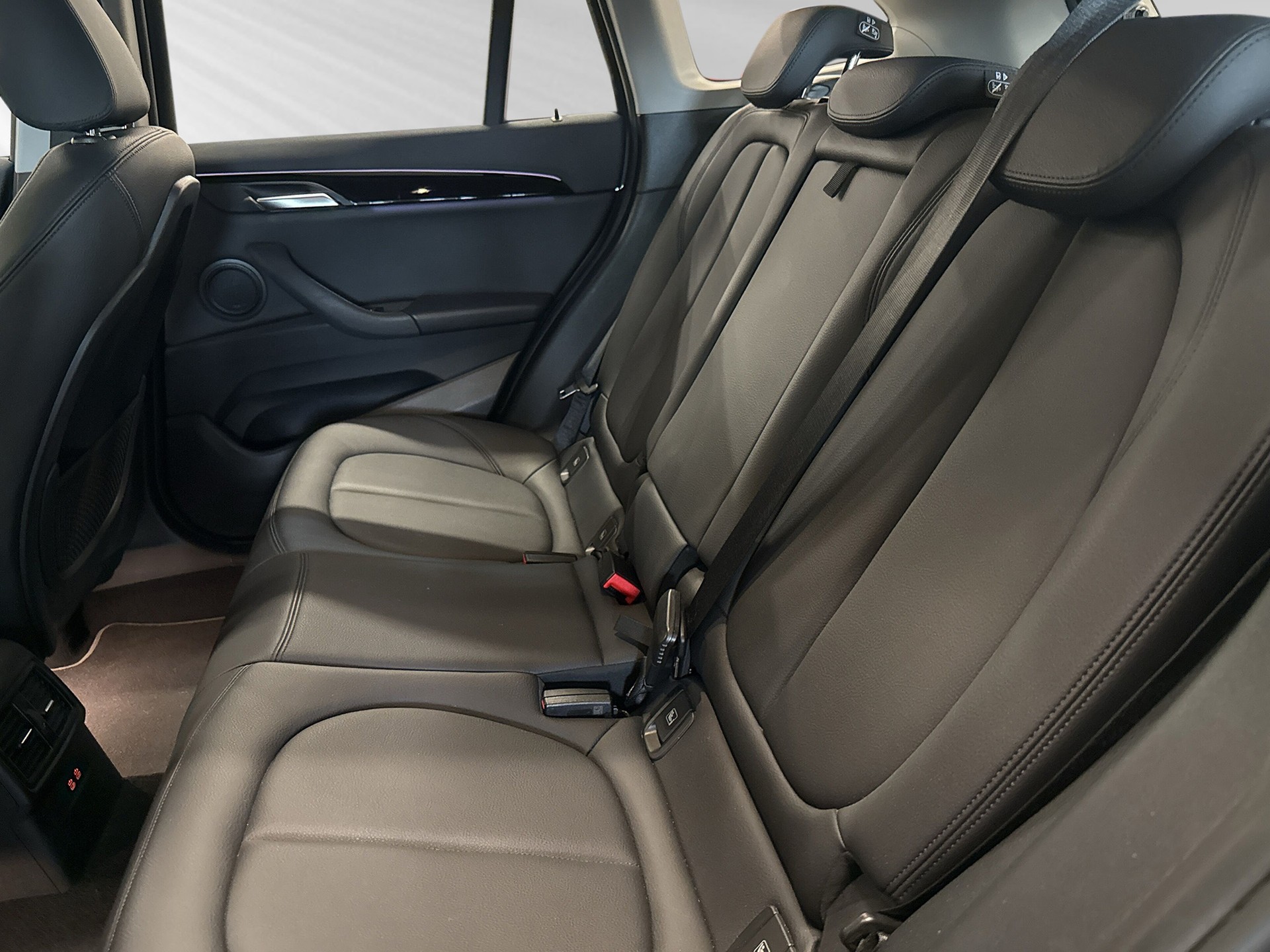 BMW X1 xDrive 25e xLine Steptronic-image-6
