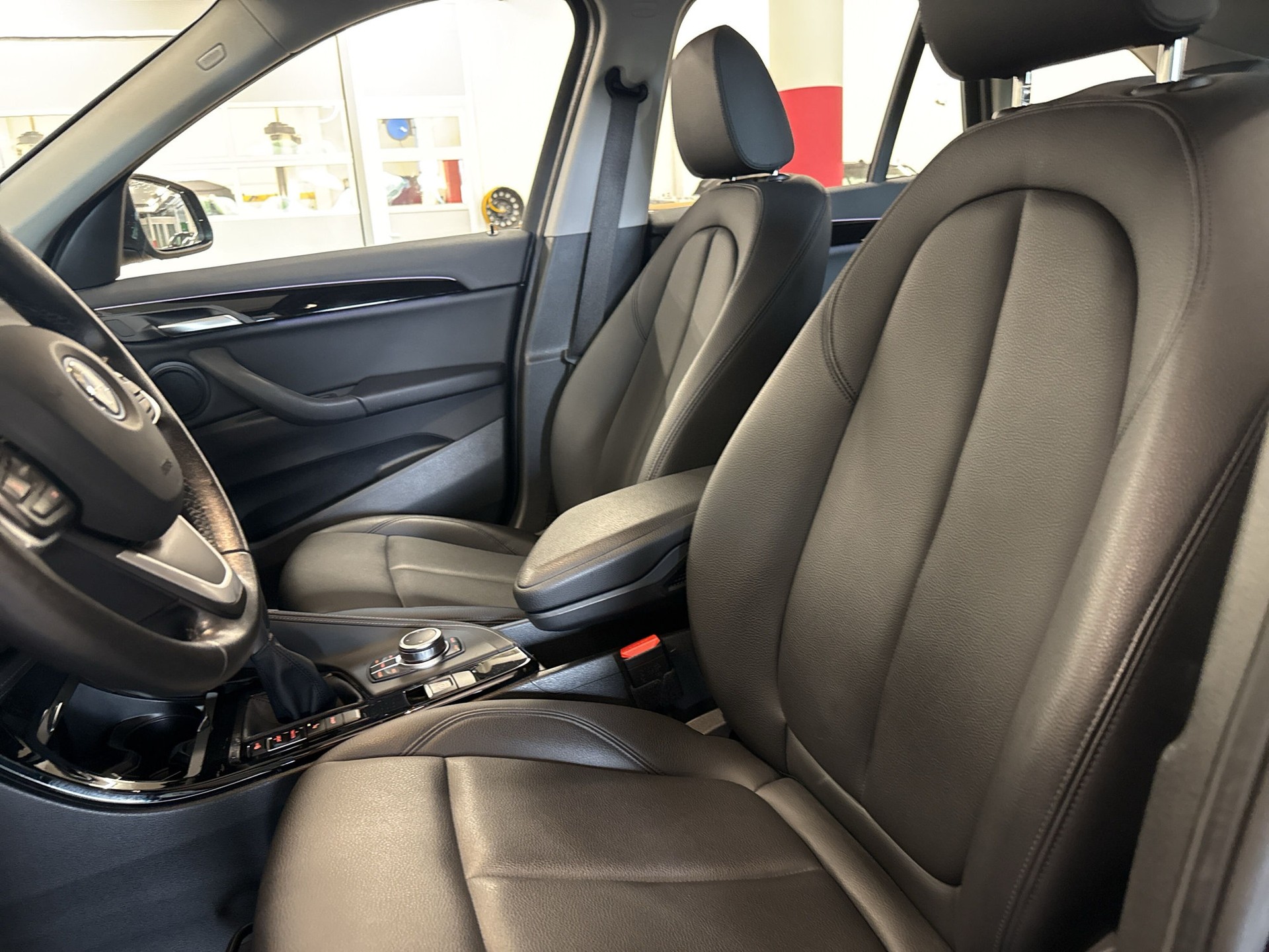 BMW X1 xDrive 25e xLine Steptronic-image-9