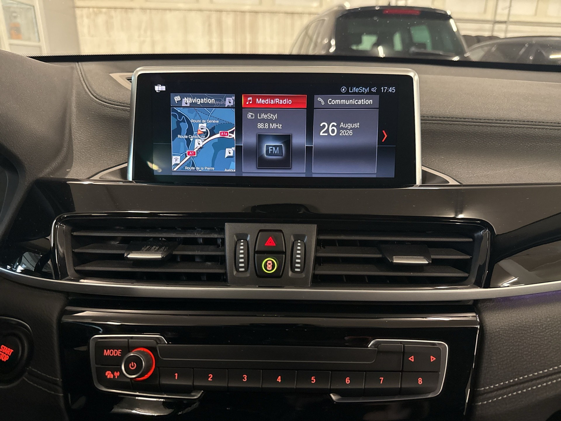 BMW X1 xDrive 25e xLine Steptronic-image-10