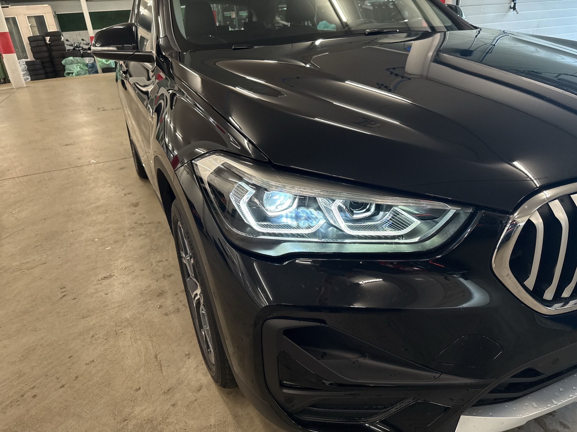 BMW X1 xDrive 25e xLine Steptronic-image-17