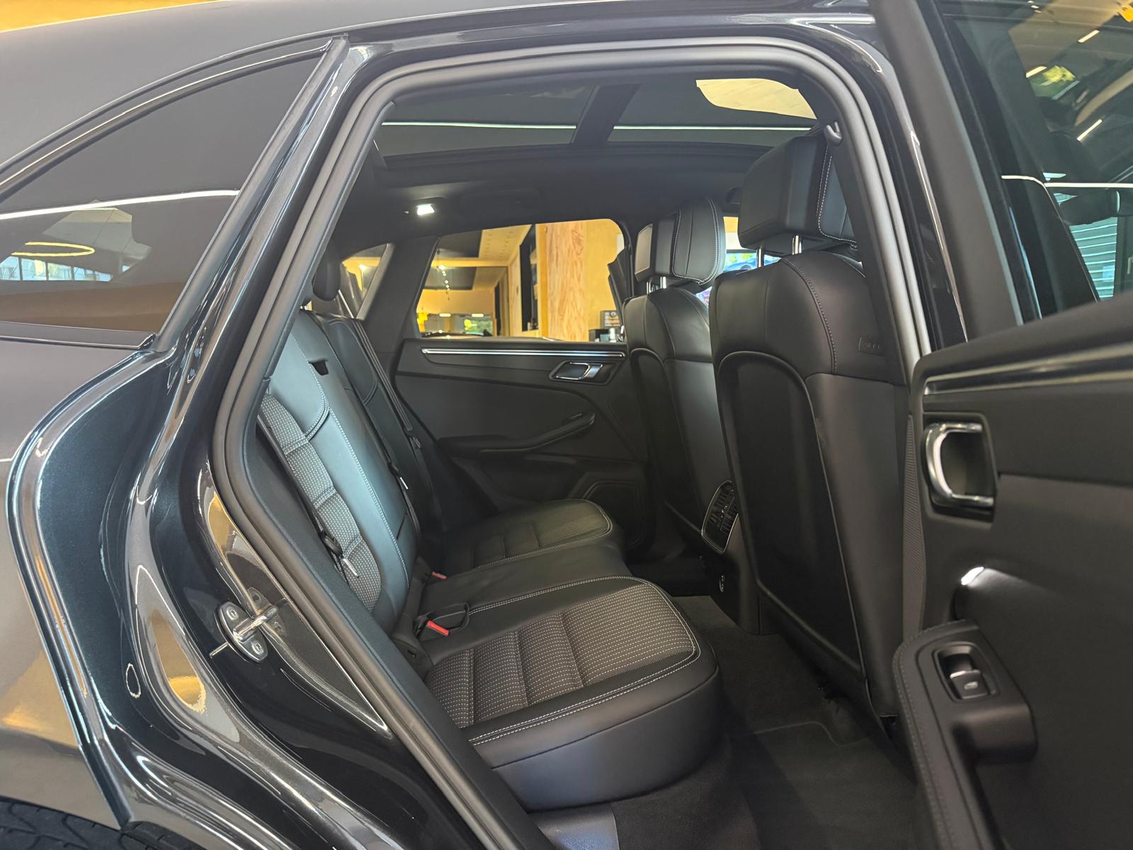 PORSCHE Macan T PDK-image-17
