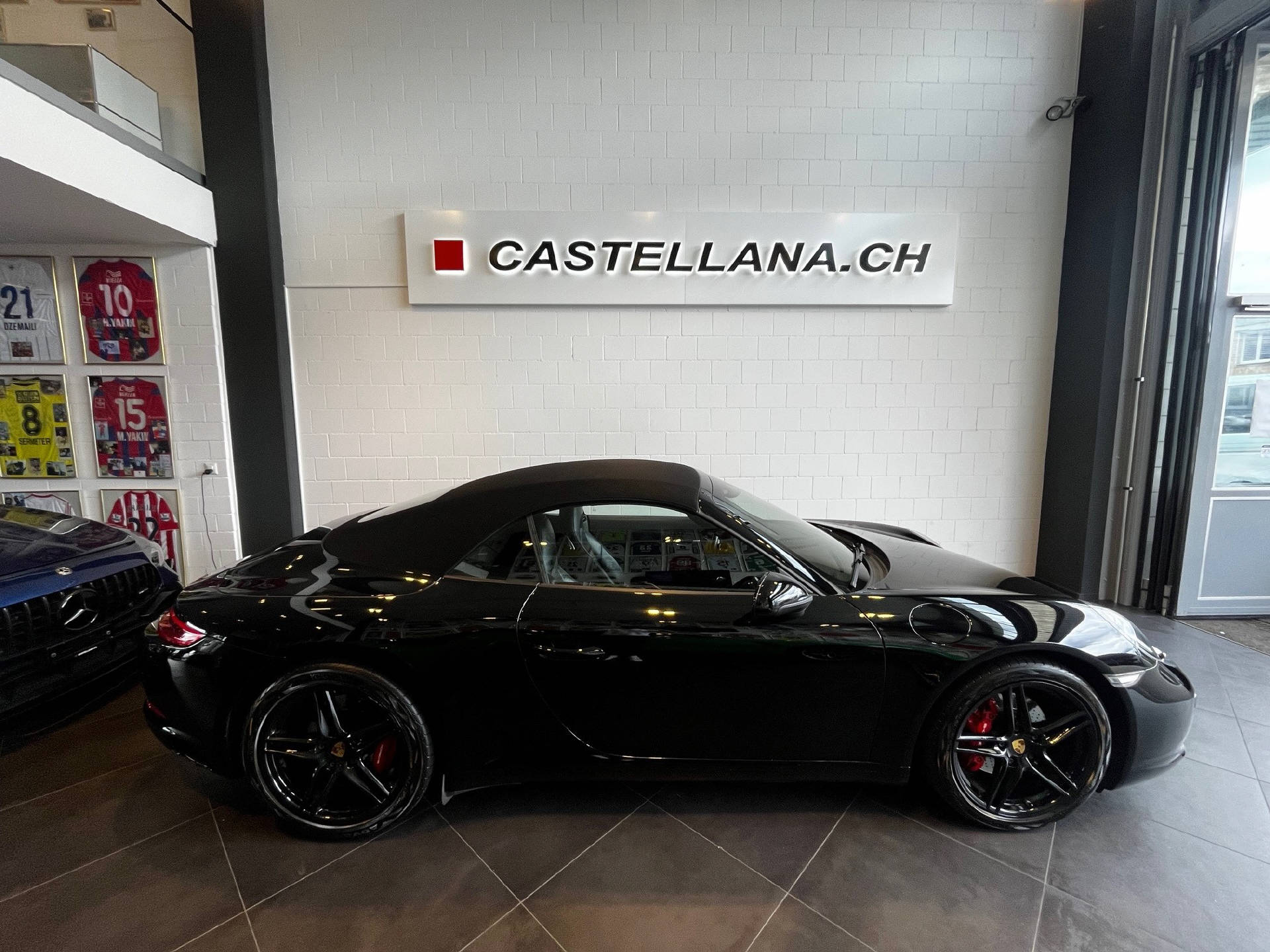 PORSCHE 911 Cabriolet 3.0 Carrera PDK-image-7