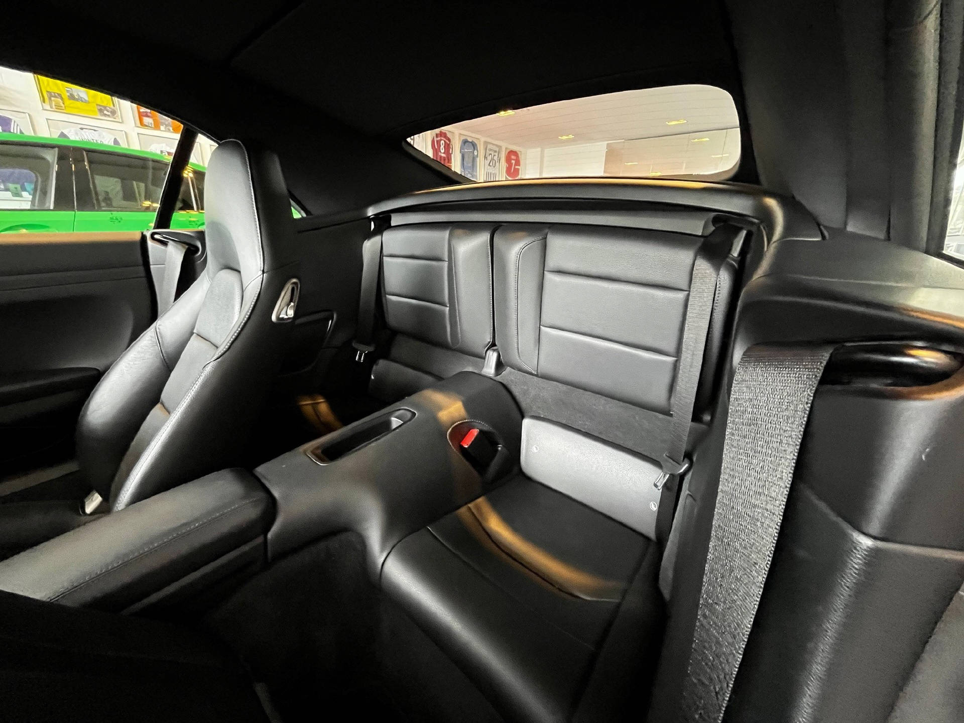 PORSCHE 911 Cabriolet 3.0 Carrera PDK-image-22