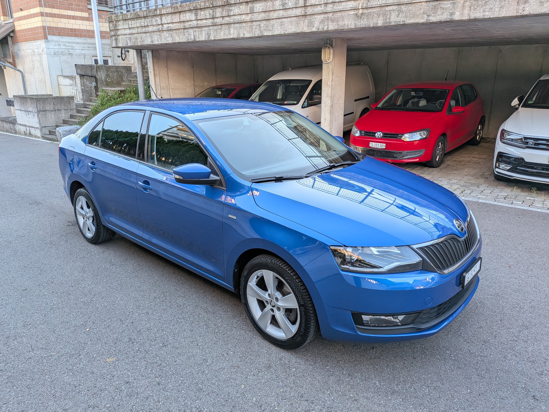 SKODA Rapid Spaceback 1.0 TSI Ambition-image-1