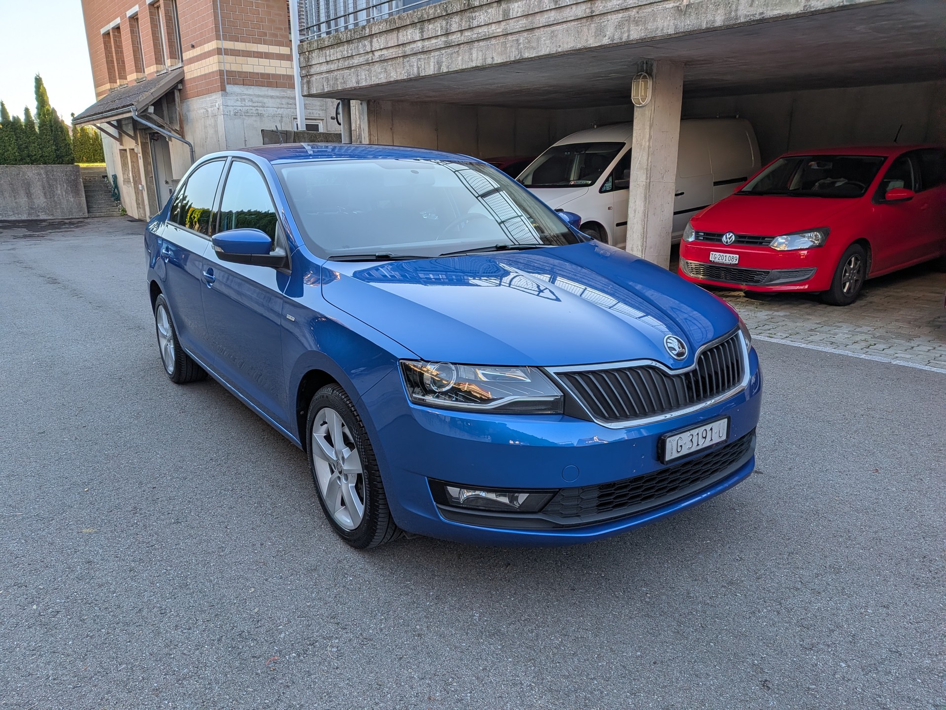 SKODA Rapid Spaceback 1.0 TSI Ambition-image-3