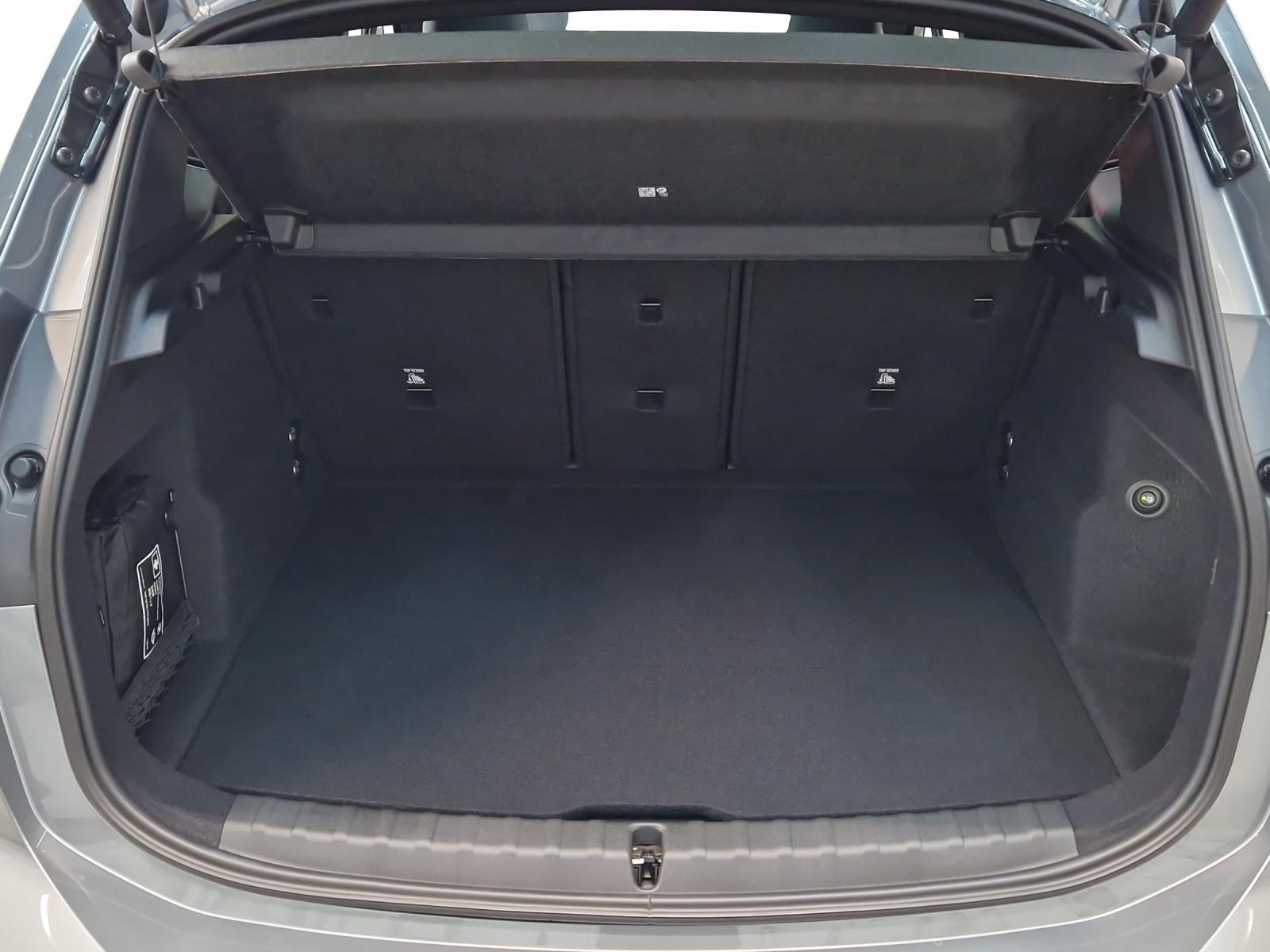 BMW 223i xDrive AT M Sport-image-24