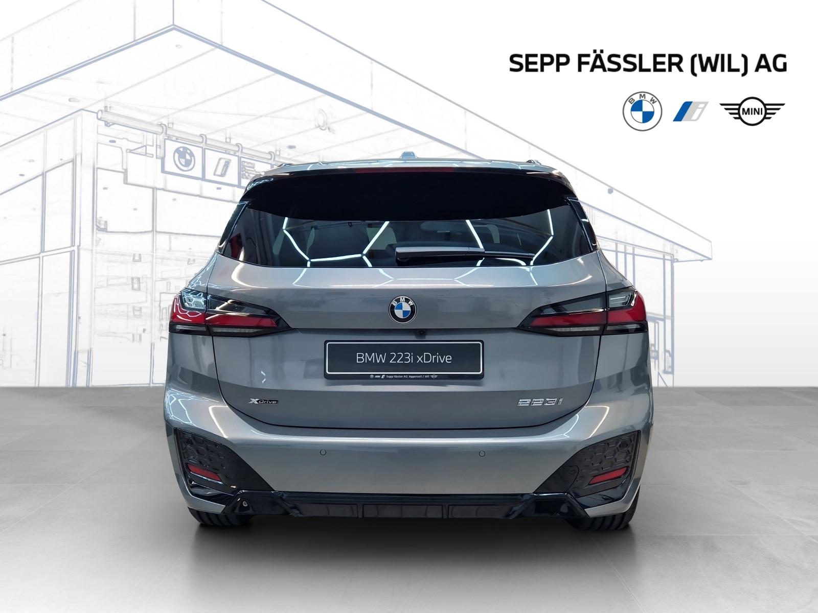 BMW 223i xDrive AT M Sport-showroom-element-3