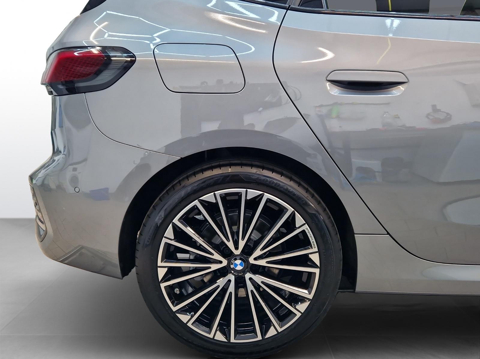 BMW 223i xDrive AT M Sport-image-6