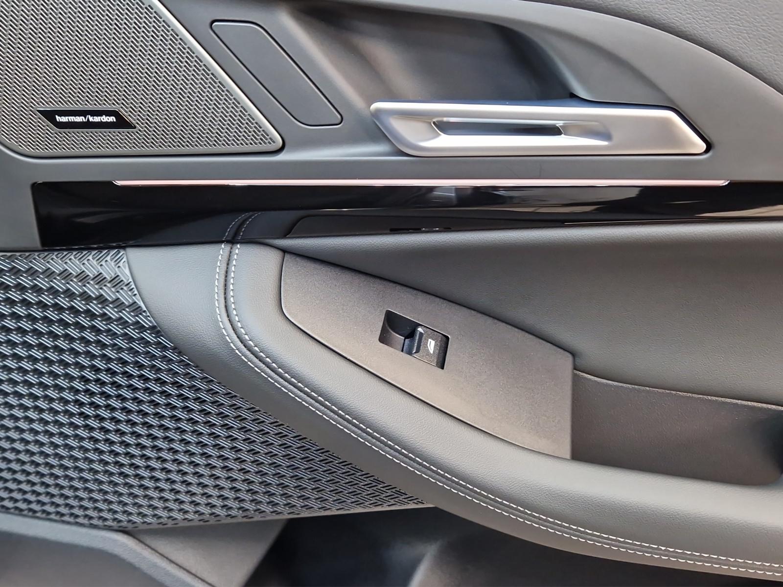 BMW 223i xDrive AT M Sport-image-17
