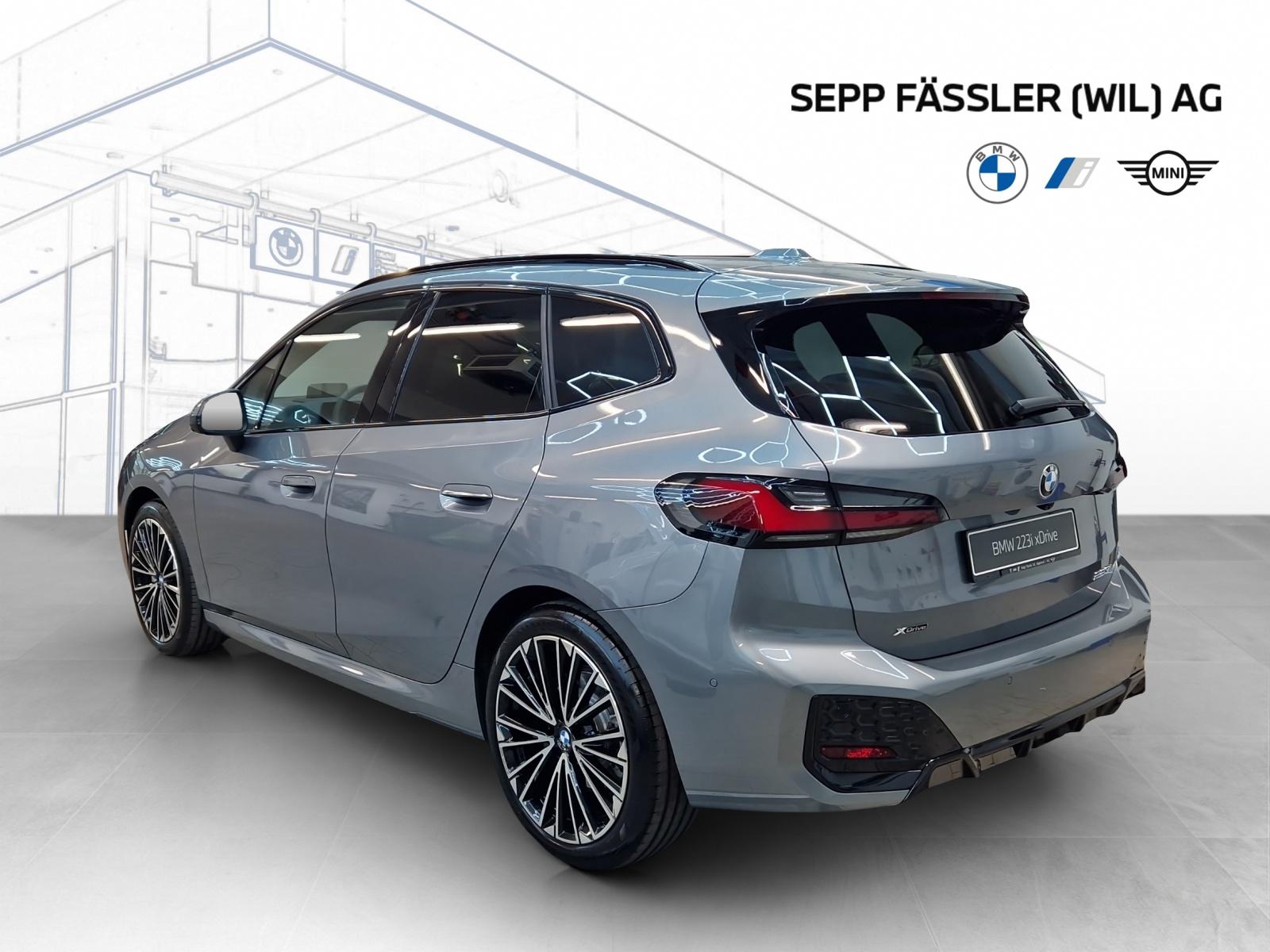 BMW 223i xDrive AT M Sport-showroom-element-2