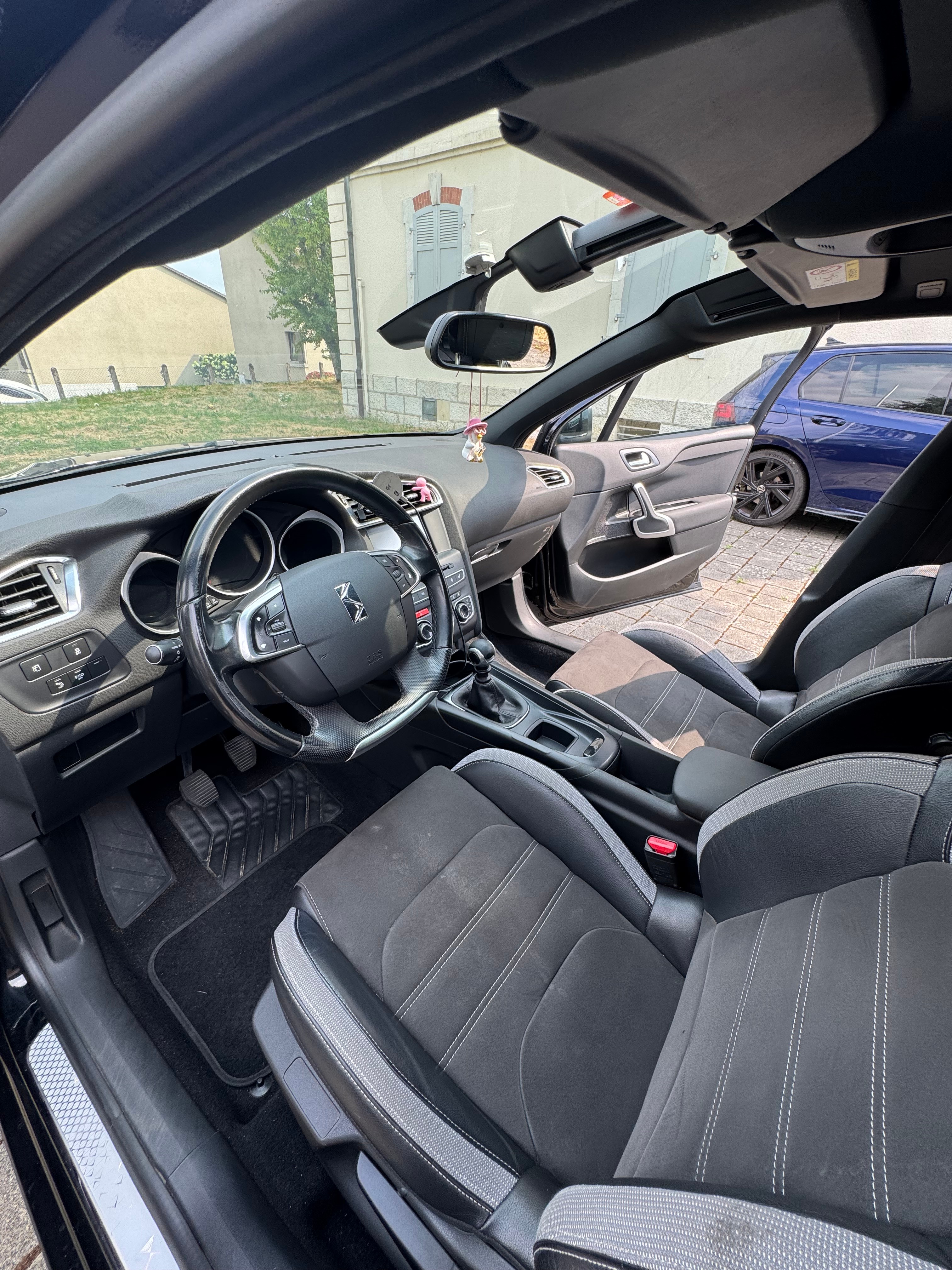 DS AUTOMOBILES 1.2 PureTech So Chic — slika 10