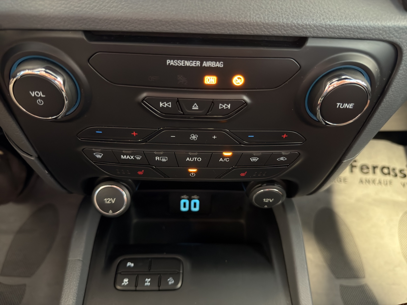 FORD Ranger Wildtrak 3.2 TDCi 4x4 A-image-33