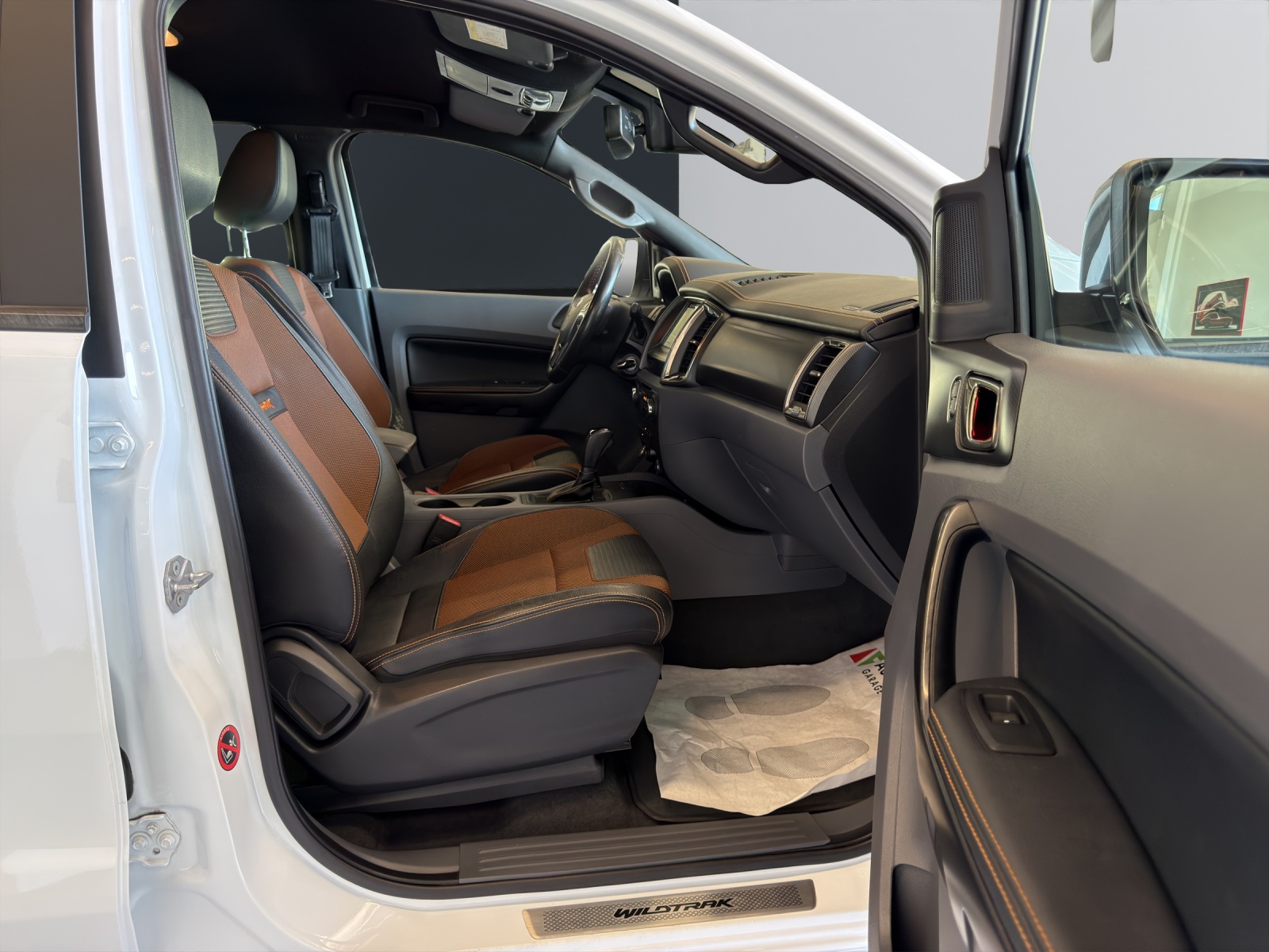 FORD Ranger Wildtrak 3.2 TDCi 4x4 A-image-18