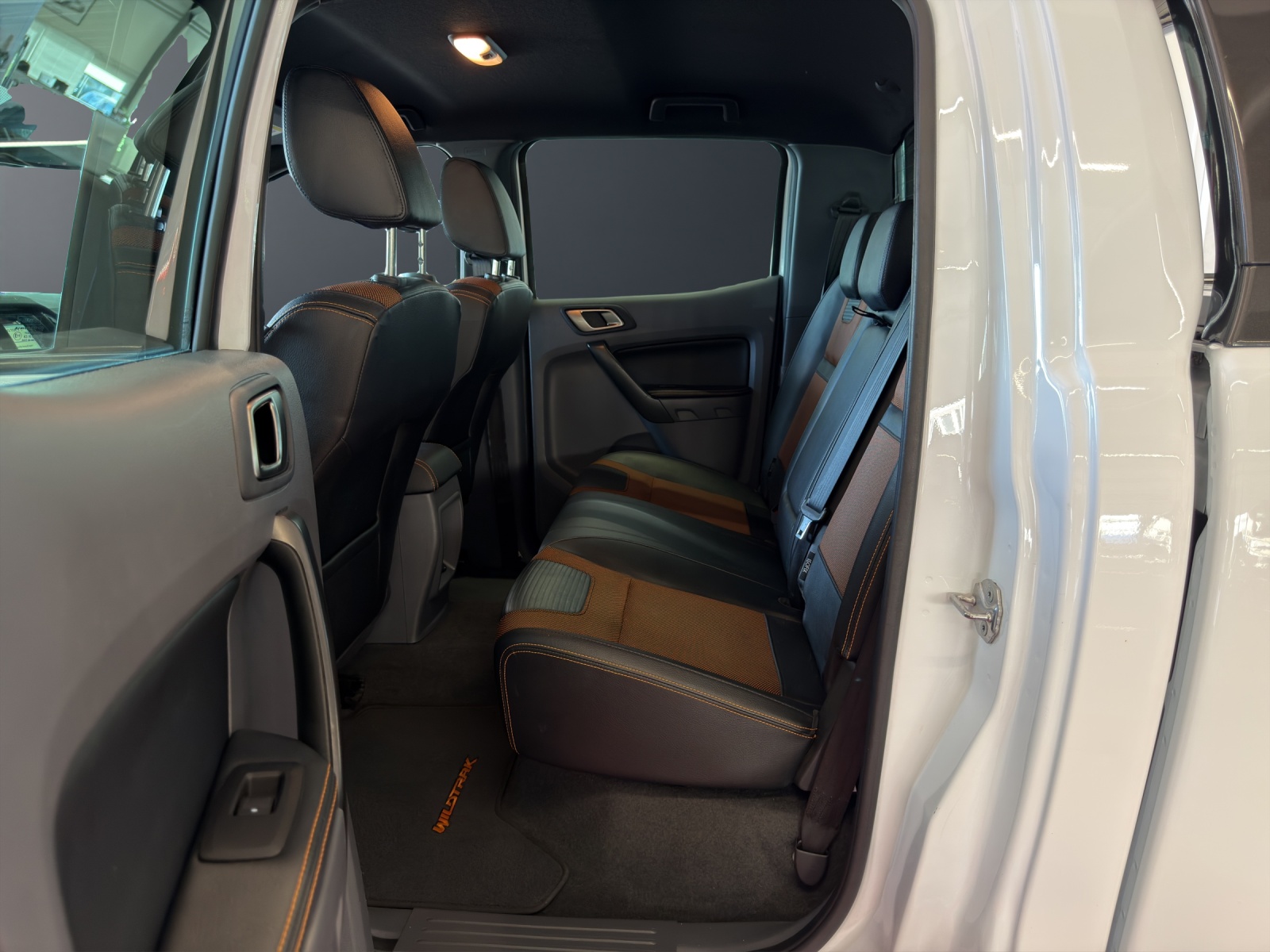 FORD Ranger Wildtrak 3.2 TDCi 4x4 A-image-13