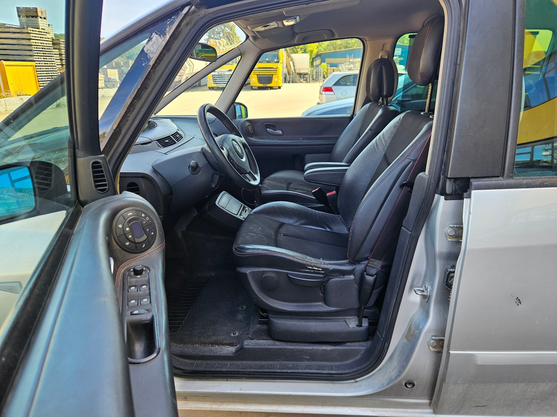 RENAULT Espace 2.0 Turbo Tech'Run Automatic-image-9