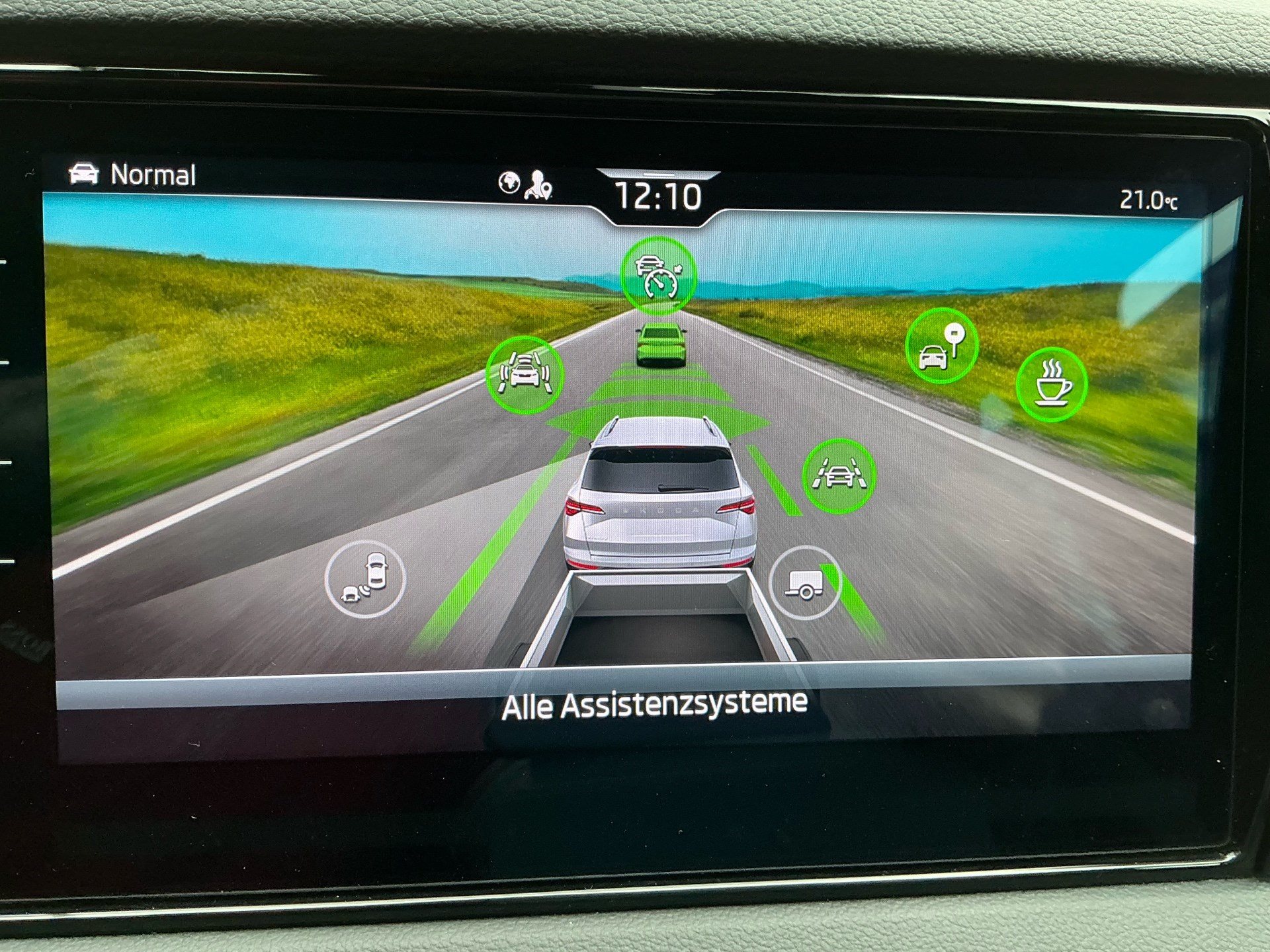 SKODA Karoq Sportline 4x4-image-18
