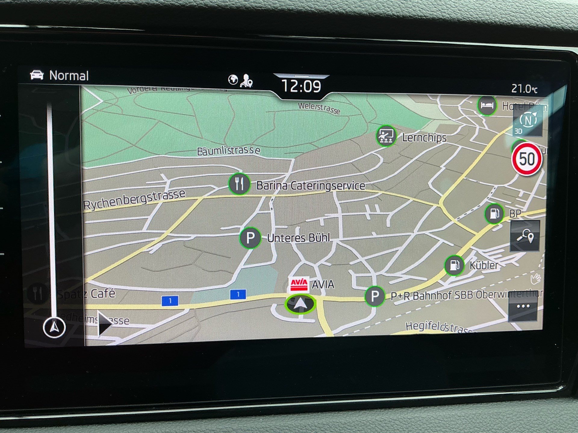 SKODA Karoq Sportline 4x4-image-13