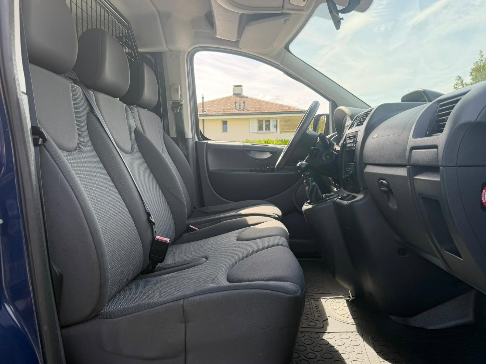 CITROEN Jumpy 2.0 HDi L2H1 Attraction-image-16
