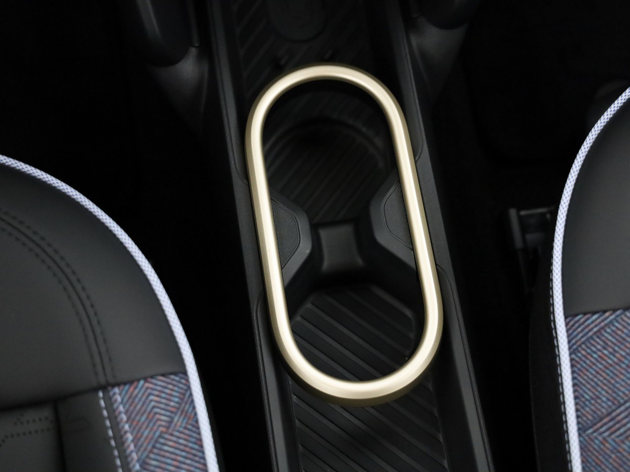 MINI Aceman E I MINI Days Offer-image-17