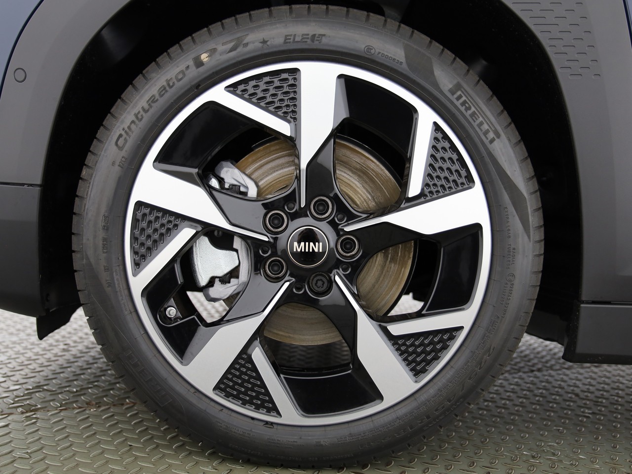 MINI Aceman E I MINI Days Offer-image-19