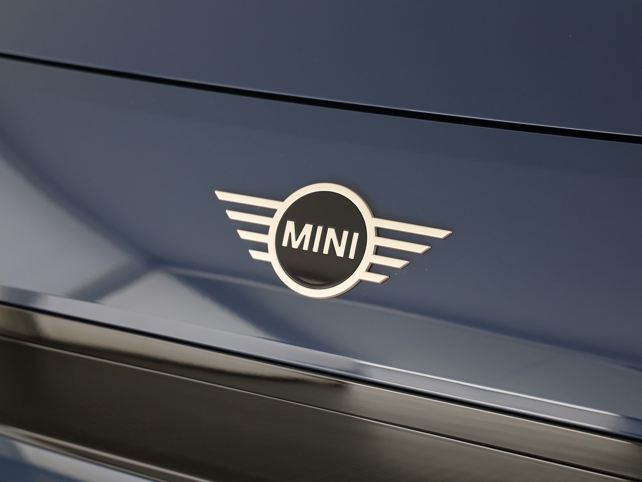 MINI Aceman E I MINI Days Offer-image-6