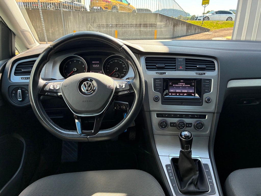 VW Golf 1.4 TSI Comfortline Start-image-8