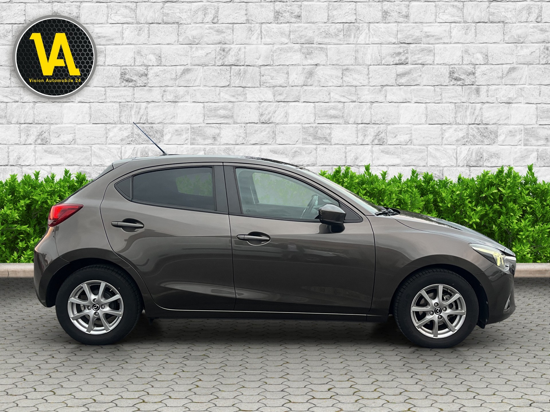MAZDA 2 SKYACTIV-G 90 Revolution Automat-image-3