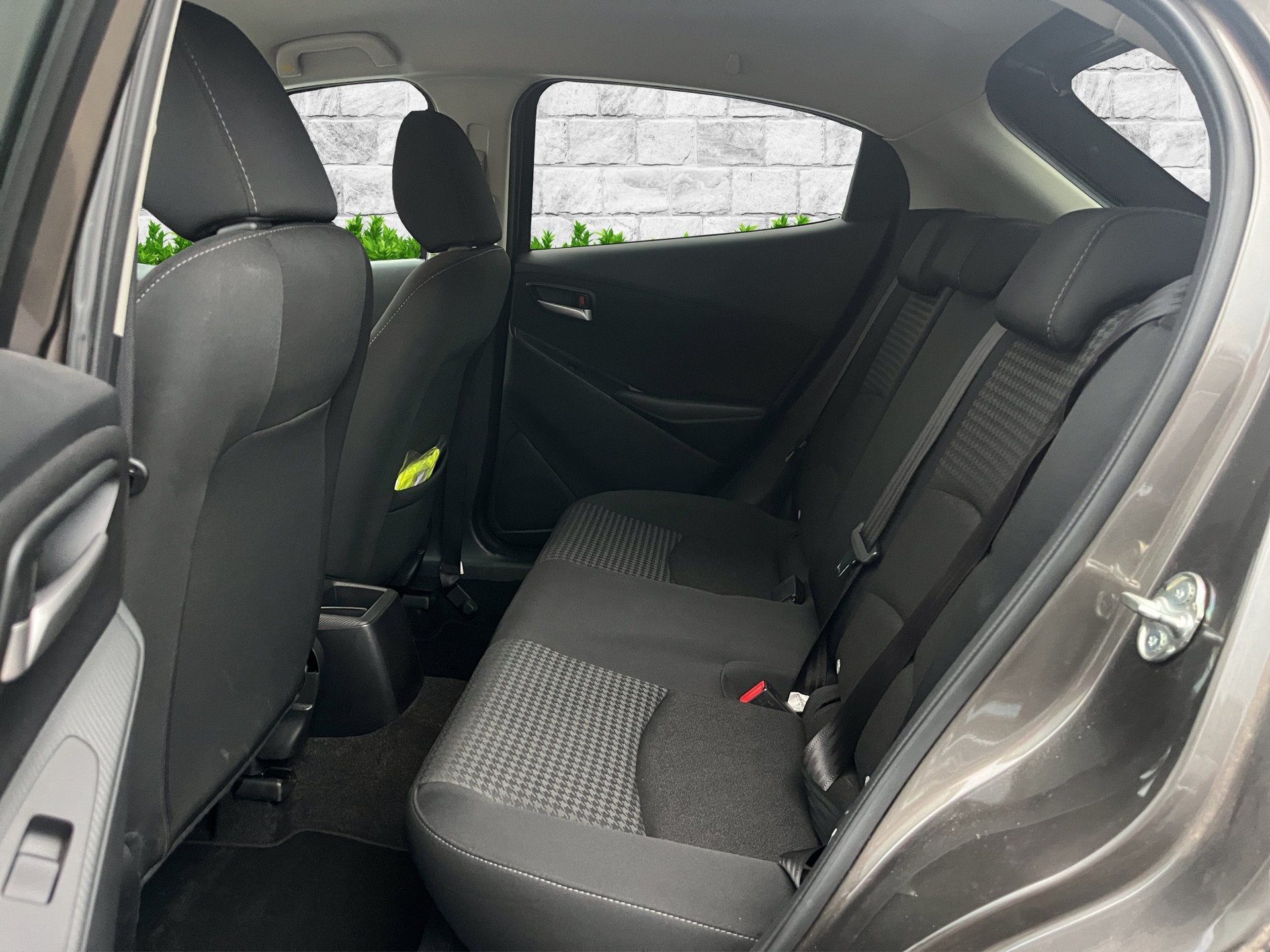 MAZDA 2 SKYACTIV-G 90 Revolution Automat-image-14