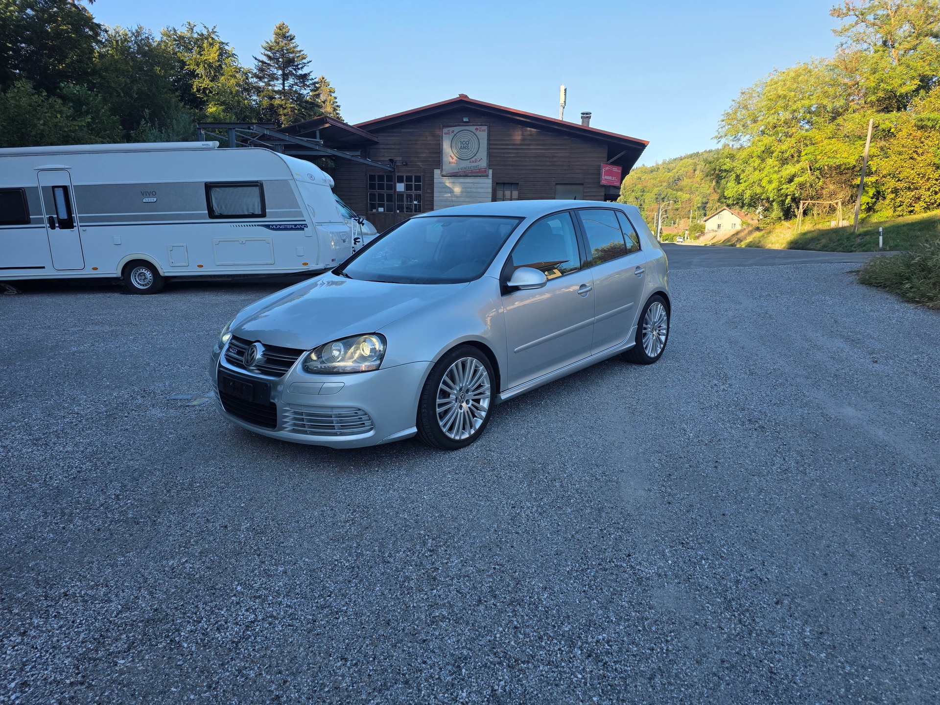 VW Golf R32 4Motion-image-2