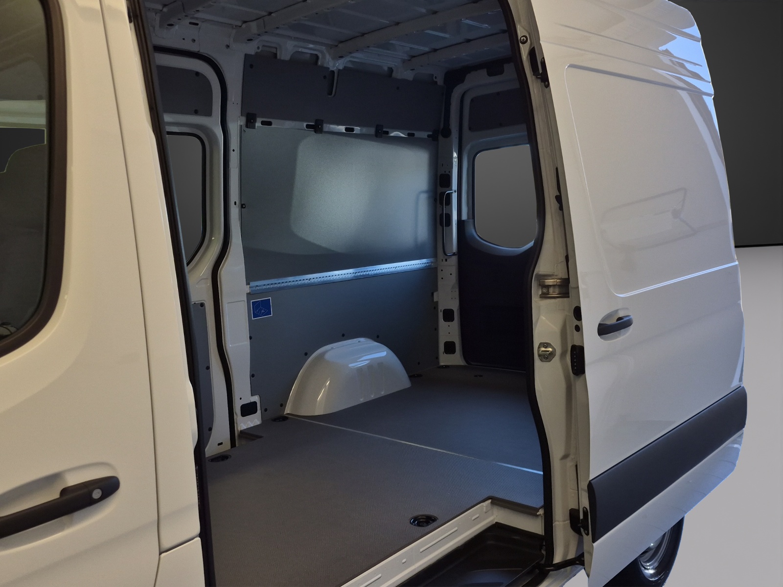 MERCEDES-BENZ Sprinter 319 CDI Standard 9G-TRONIC-image-8