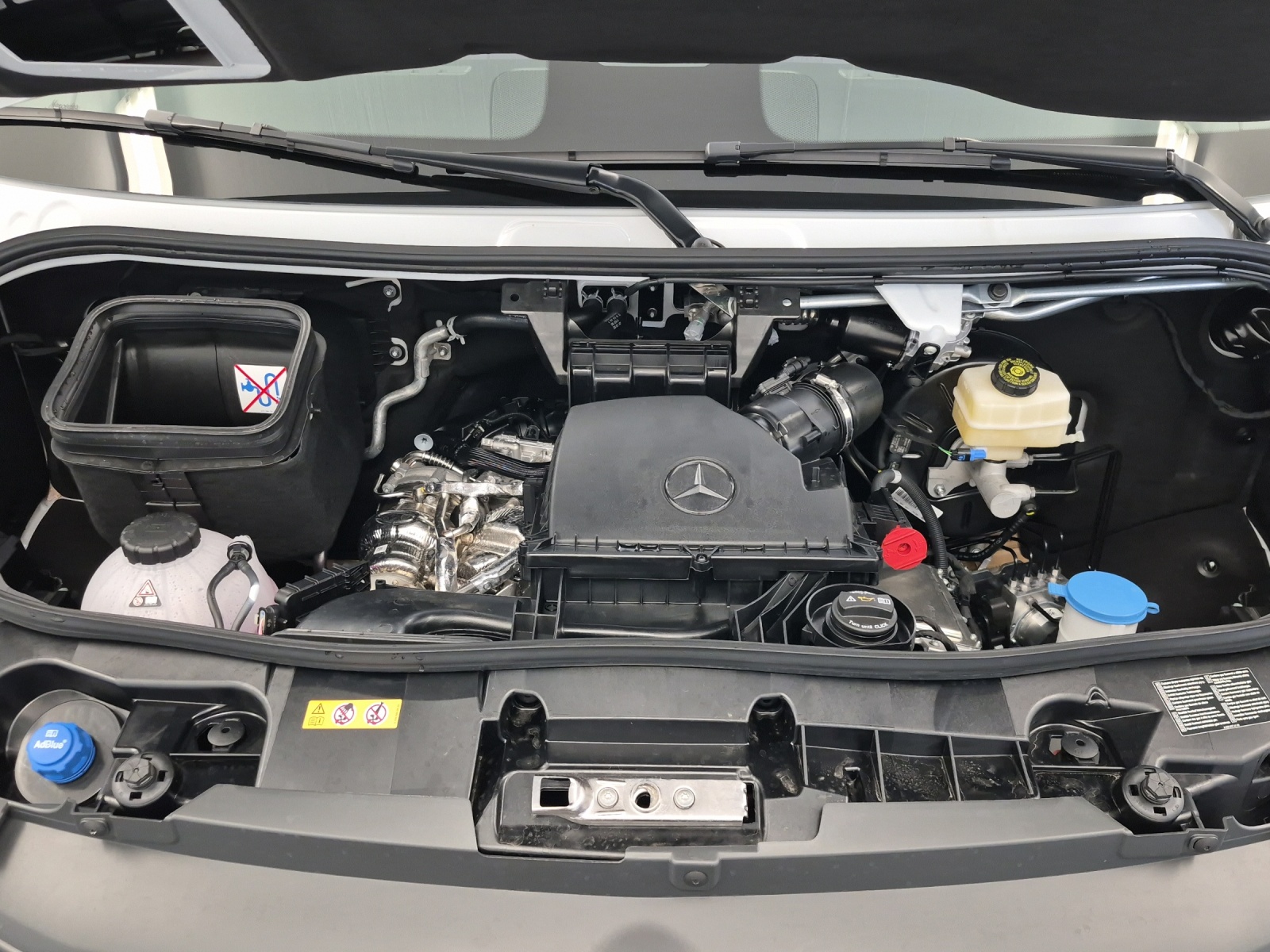 MERCEDES-BENZ Sprinter 319 CDI Standard 9G-TRONIC-image-12