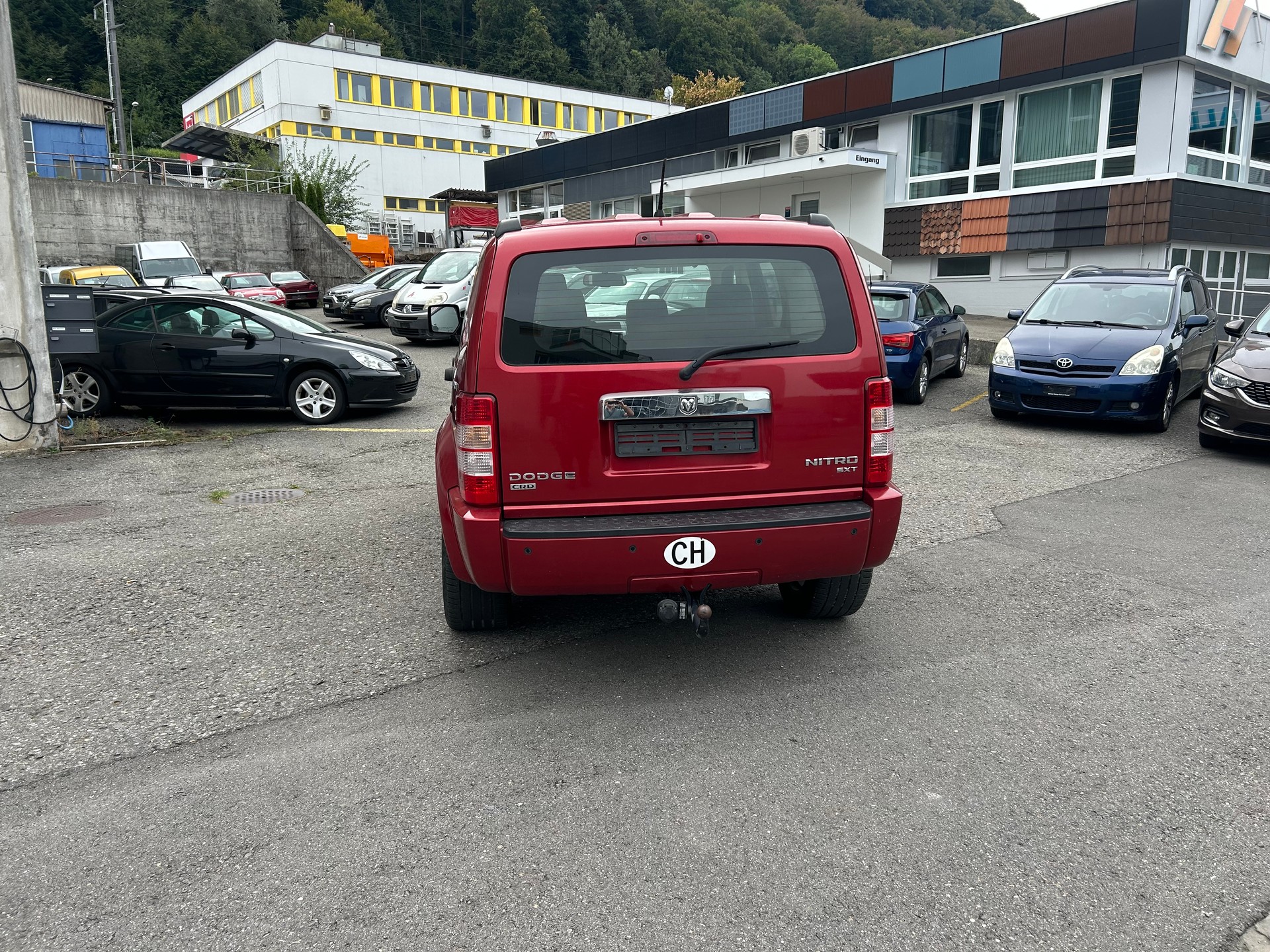 DODGE Nitro 2.8 CRD Blackline Automatic-image-4