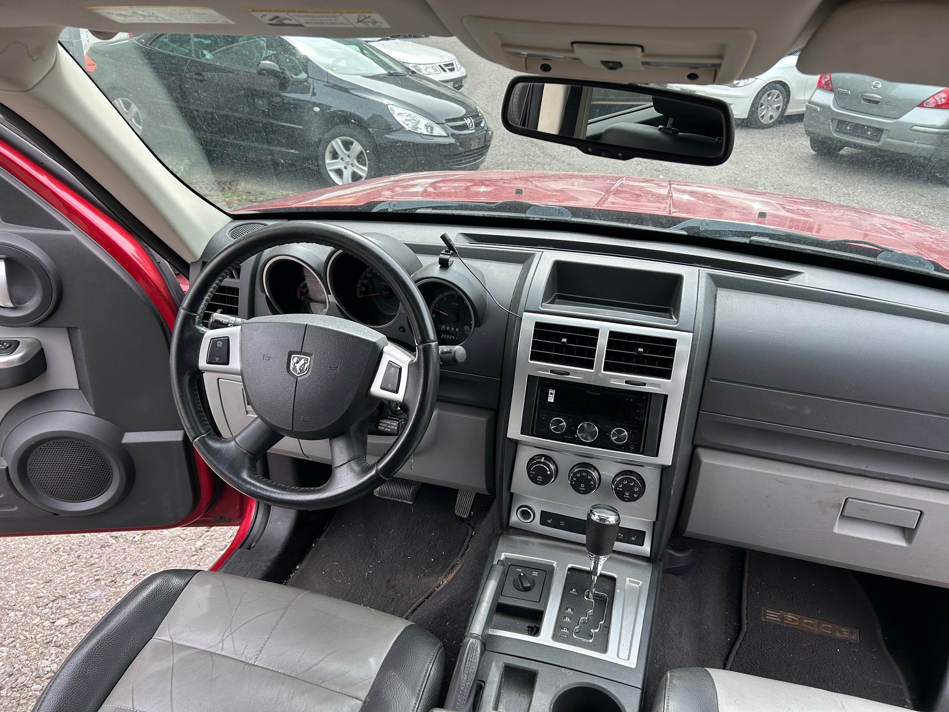 DODGE Nitro 2.8 CRD Blackline Automatic-image-6