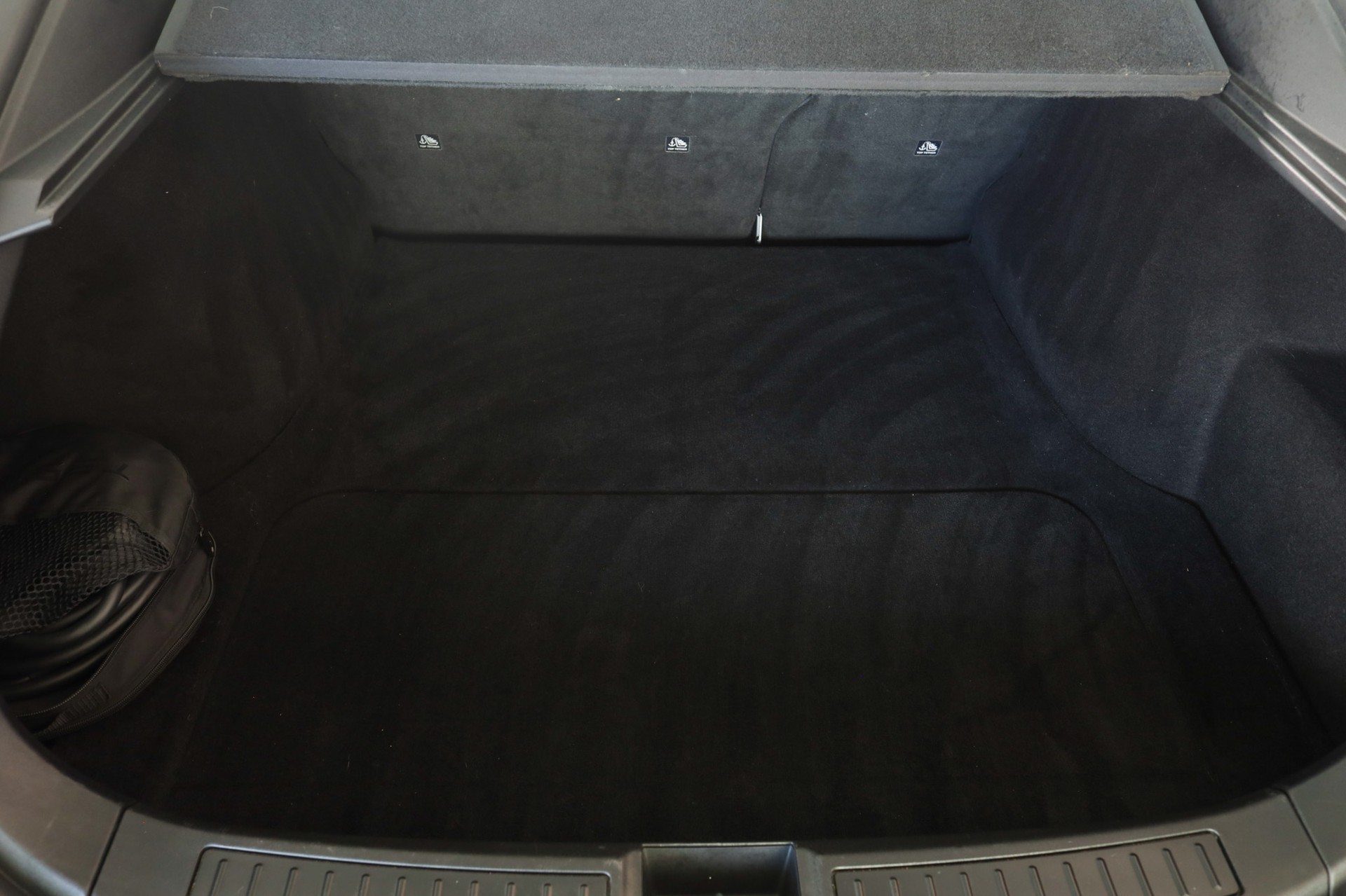TESLA Model S 90 D Performance * CCS * Lifetime Supercharge SC01-image-15