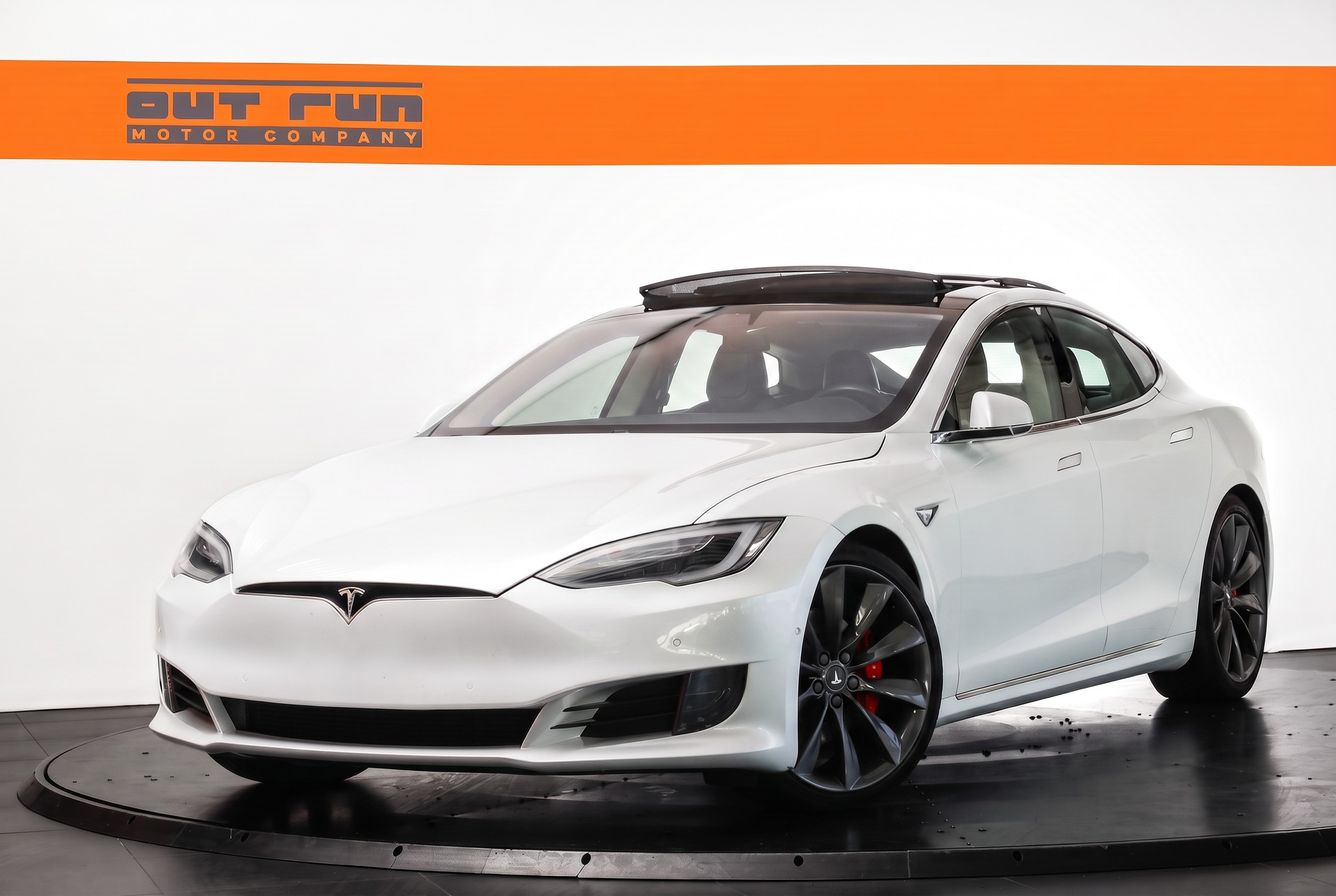 TESLA Model S 90 D Performance * CCS * Lifetime Supercharge SC01-image-0
