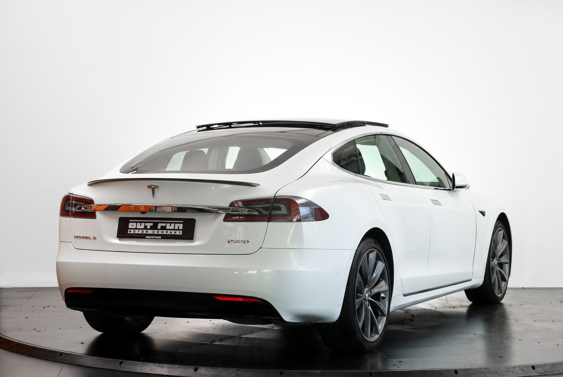 TESLA Model S 90 D Performance * CCS * Lifetime Supercharge SC01-image-8