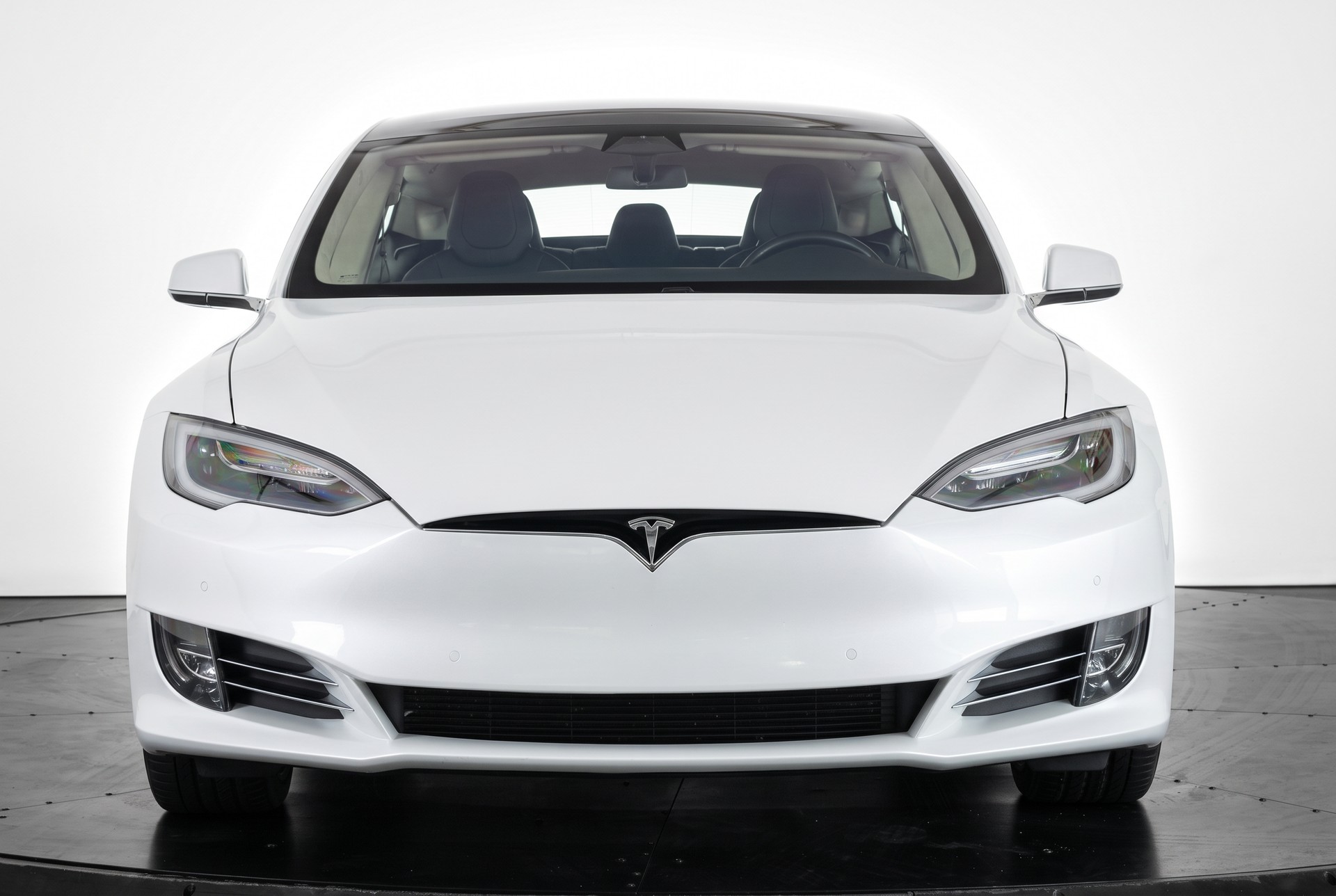 TESLA Model S 90 D Performance * CCS * Lifetime Supercharge SC01-image-1