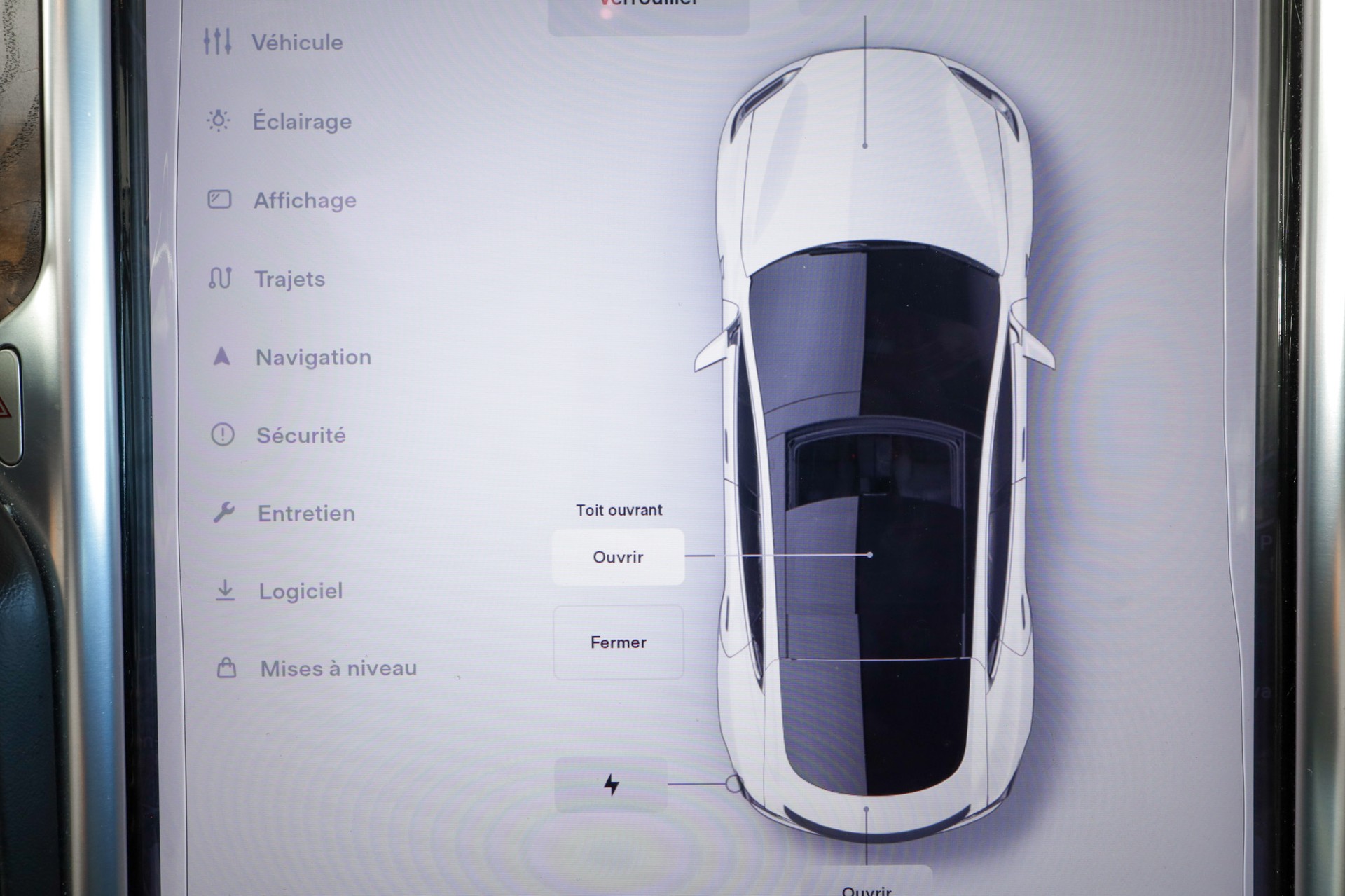 TESLA Model S 90 D Performance * CCS * Lifetime Supercharge SC01-image-17