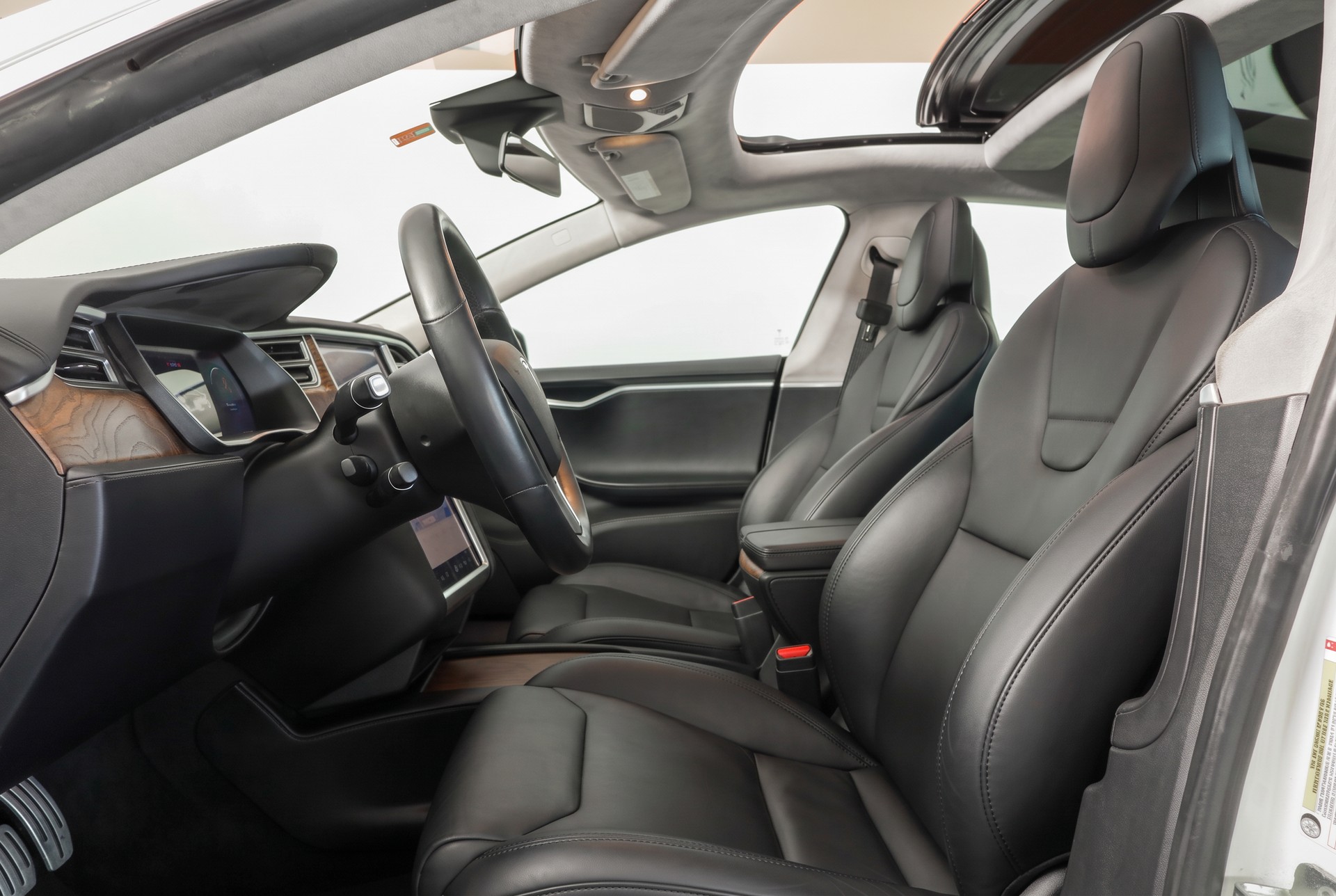 TESLA Model S 90 D Performance * CCS * Lifetime Supercharge SC01-image-11