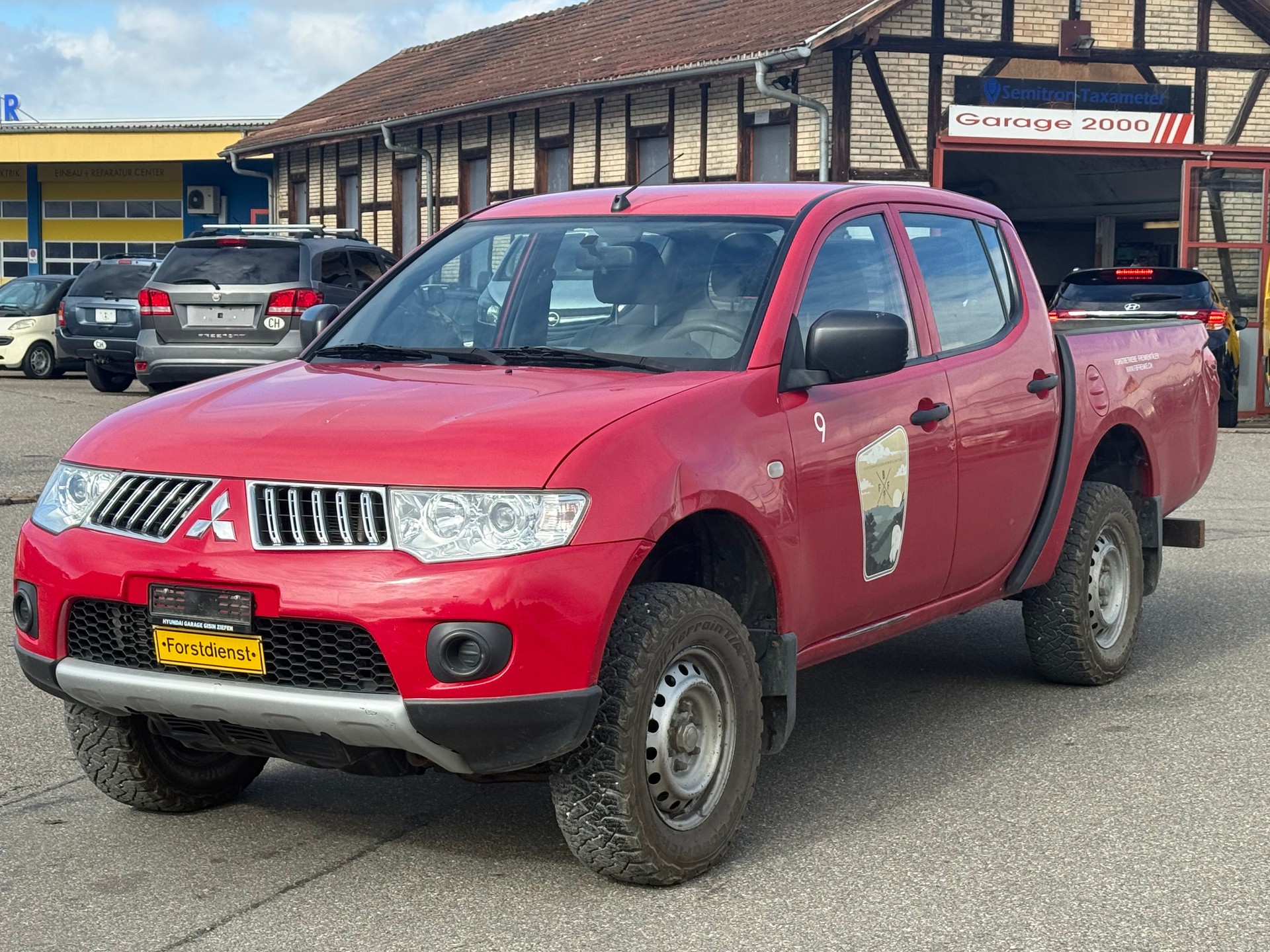 MITSUBISHI L-image-0
